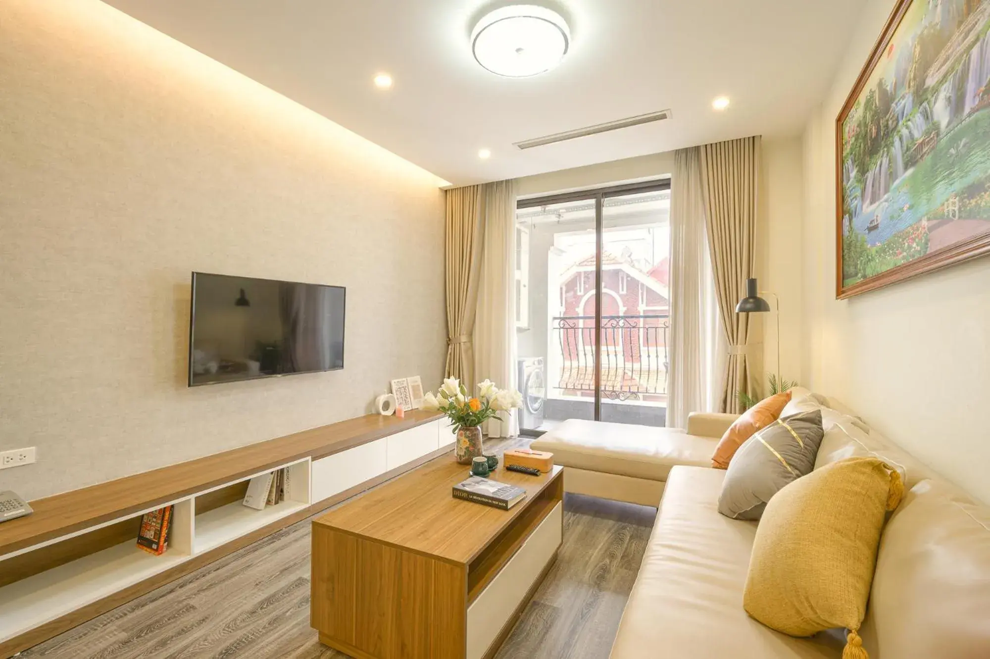Two-Bedroom Deluxe Apartment in Duc Hoang Residence & Hotel West Lake Two-Bedroom Deluxe Apartment in Duc Hoang Residence & Hotel West Lake