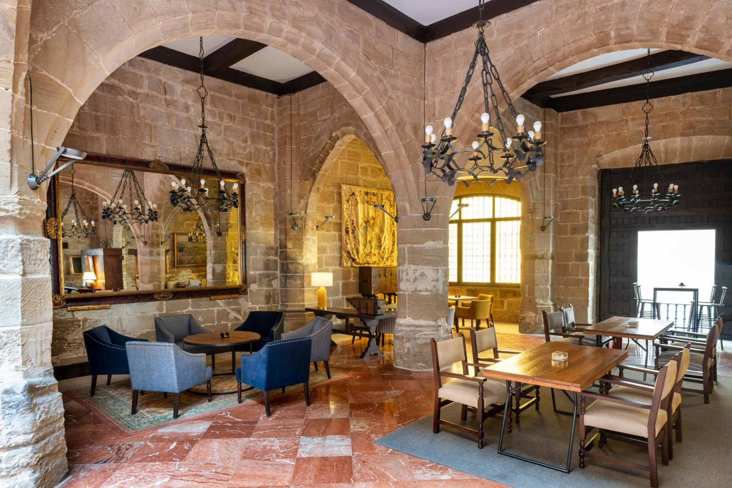 Property building in Parador de Santo Domingo de la Calzada