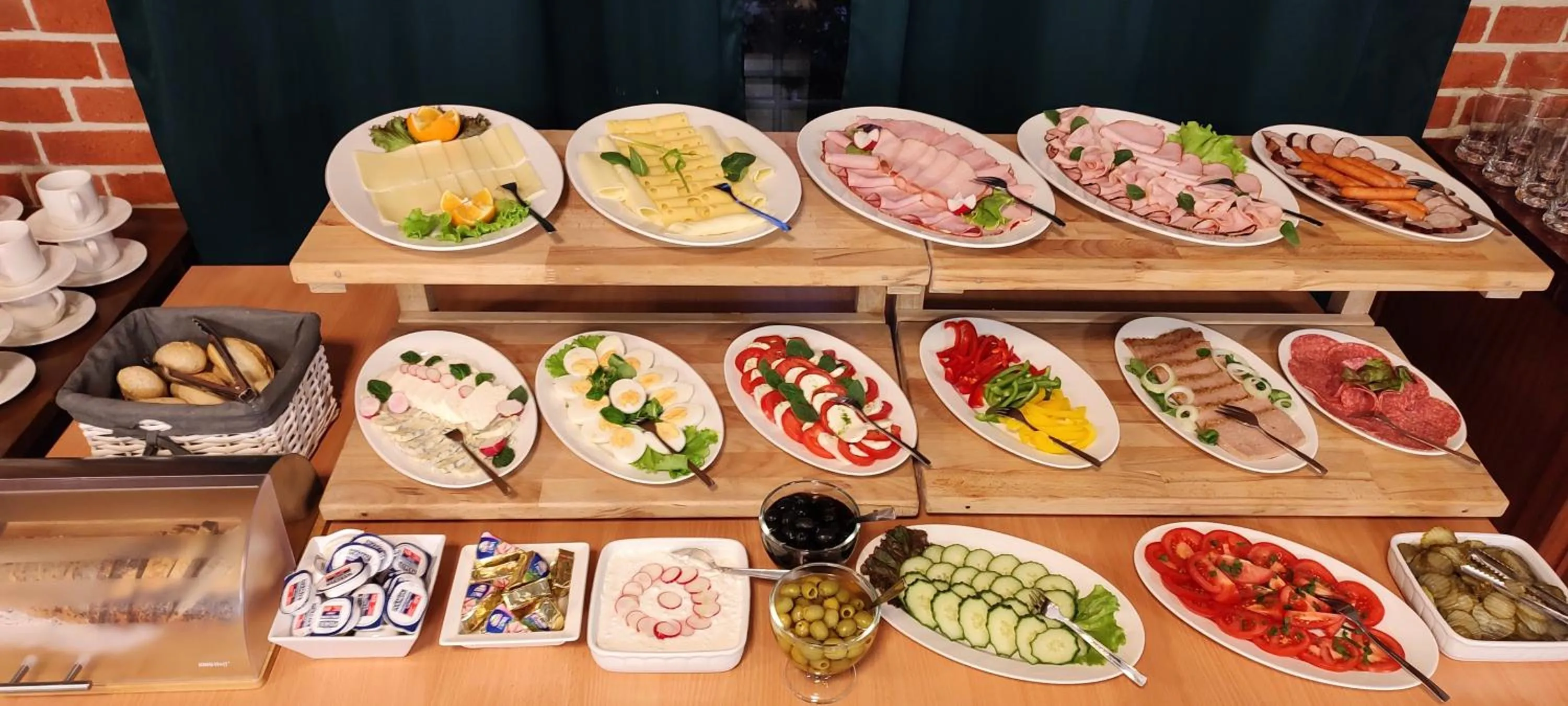 Breakfast in CTKiR Browar Probus