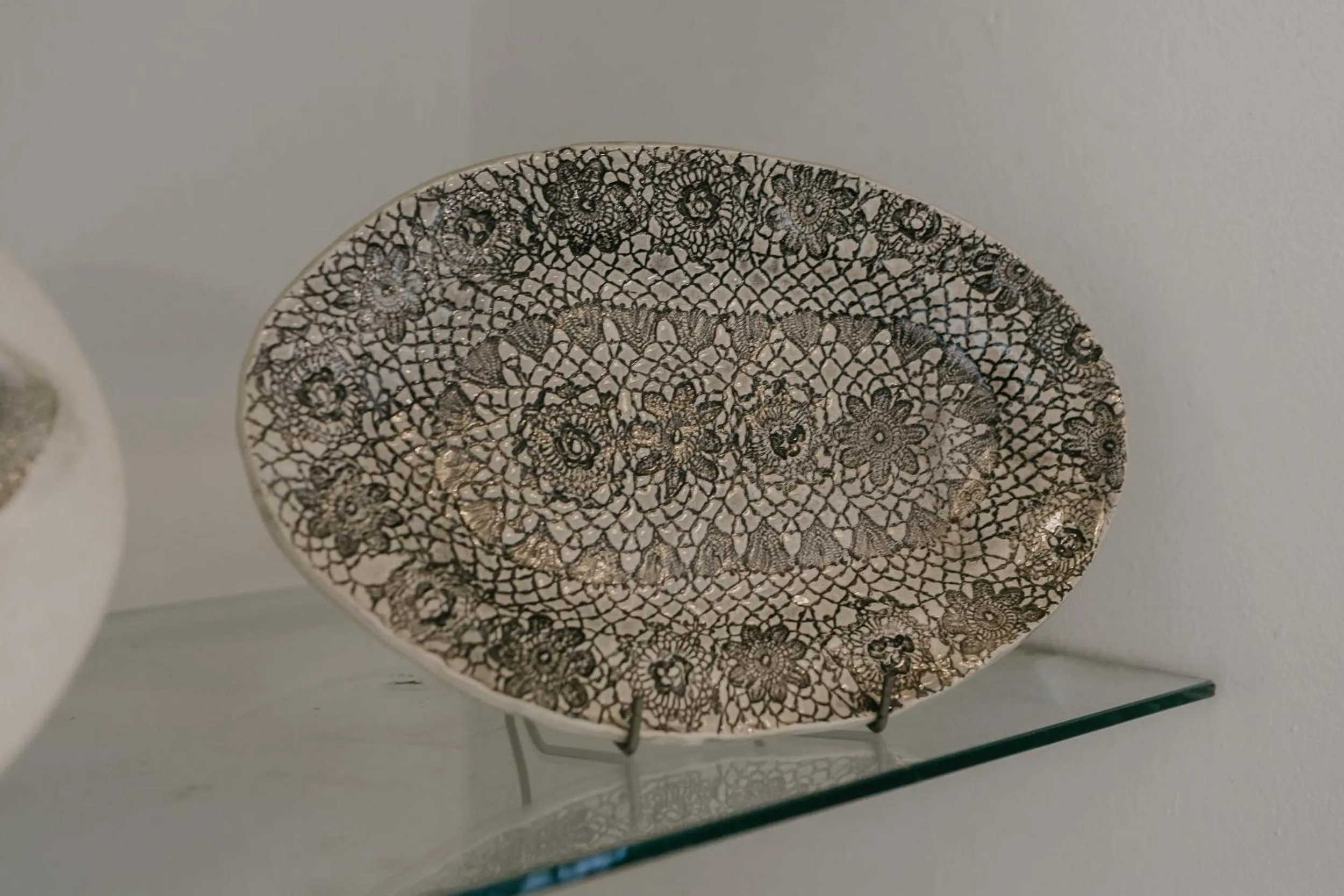 Decorative detail in Guinea Fowl House