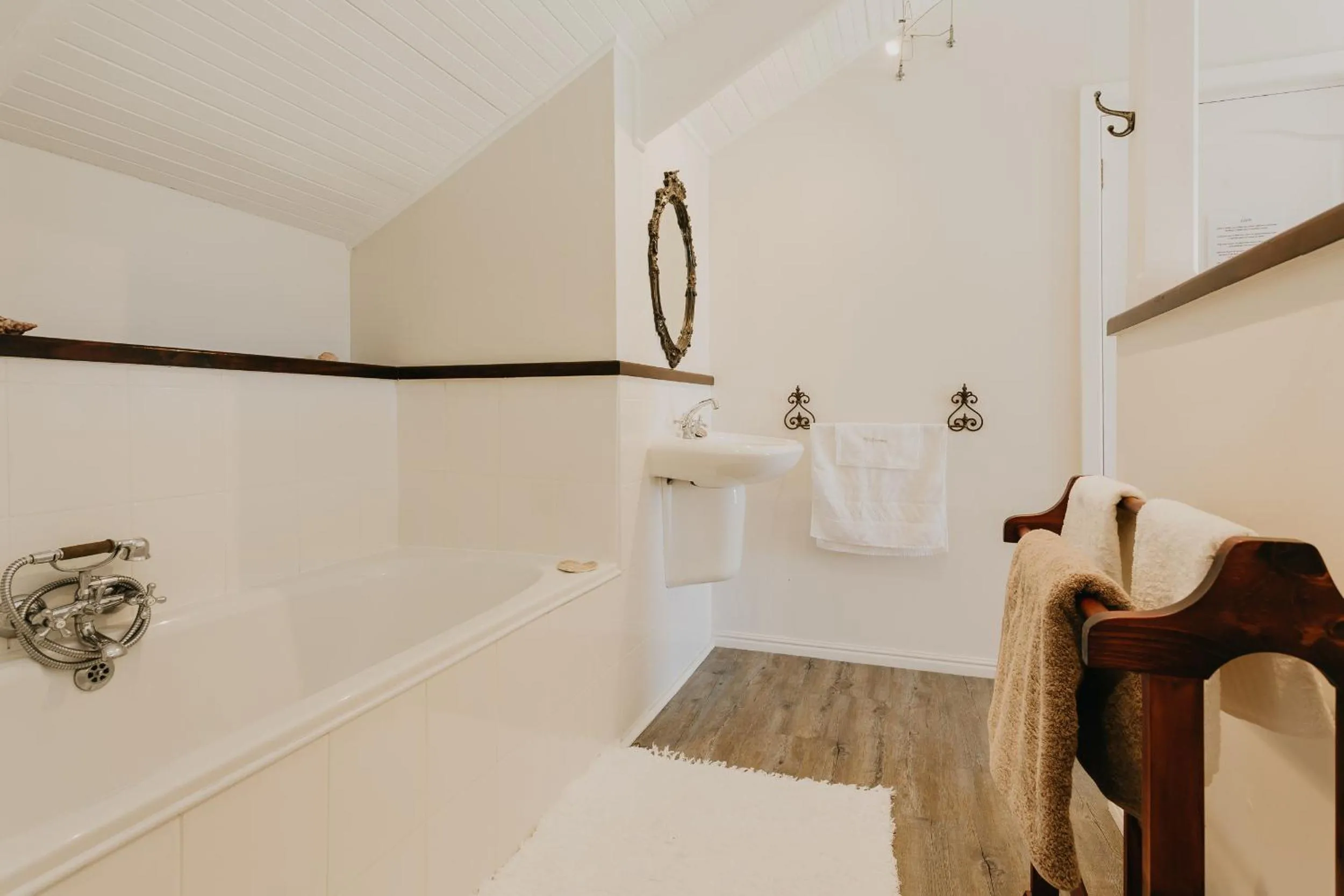 Bathroom in Guinea Fowl House
