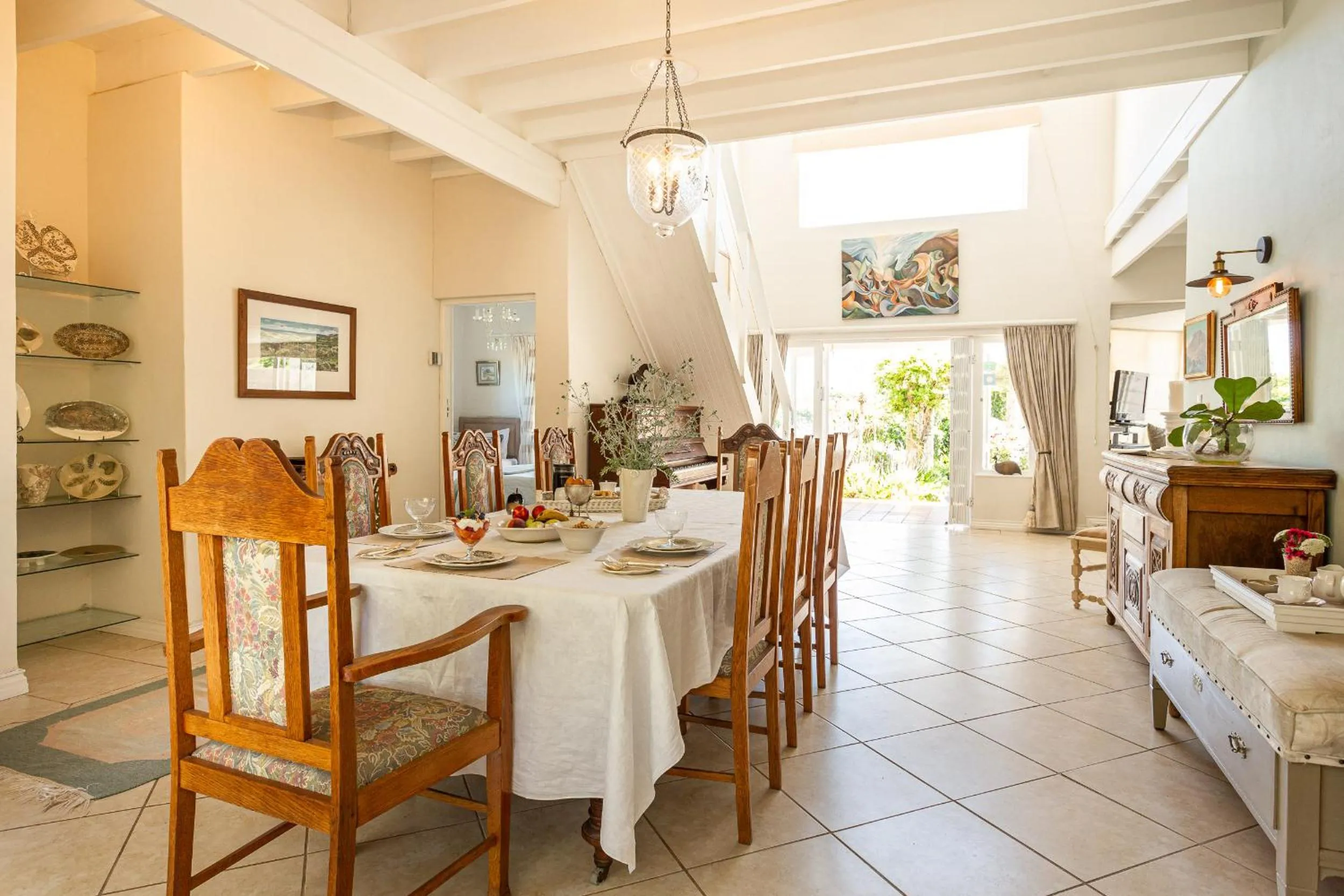 Dining area in Guinea Fowl House