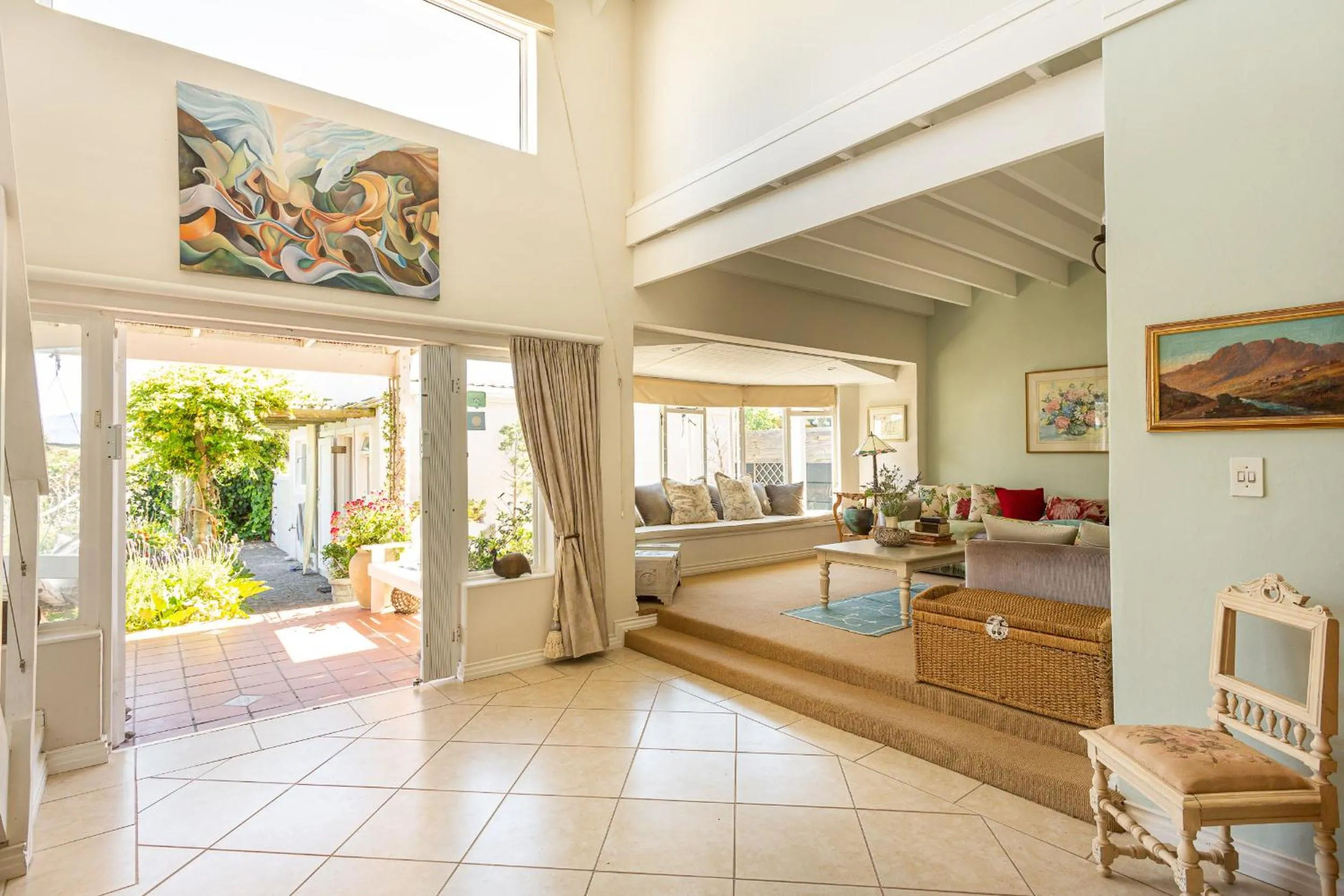 Lobby or reception in Guinea Fowl House