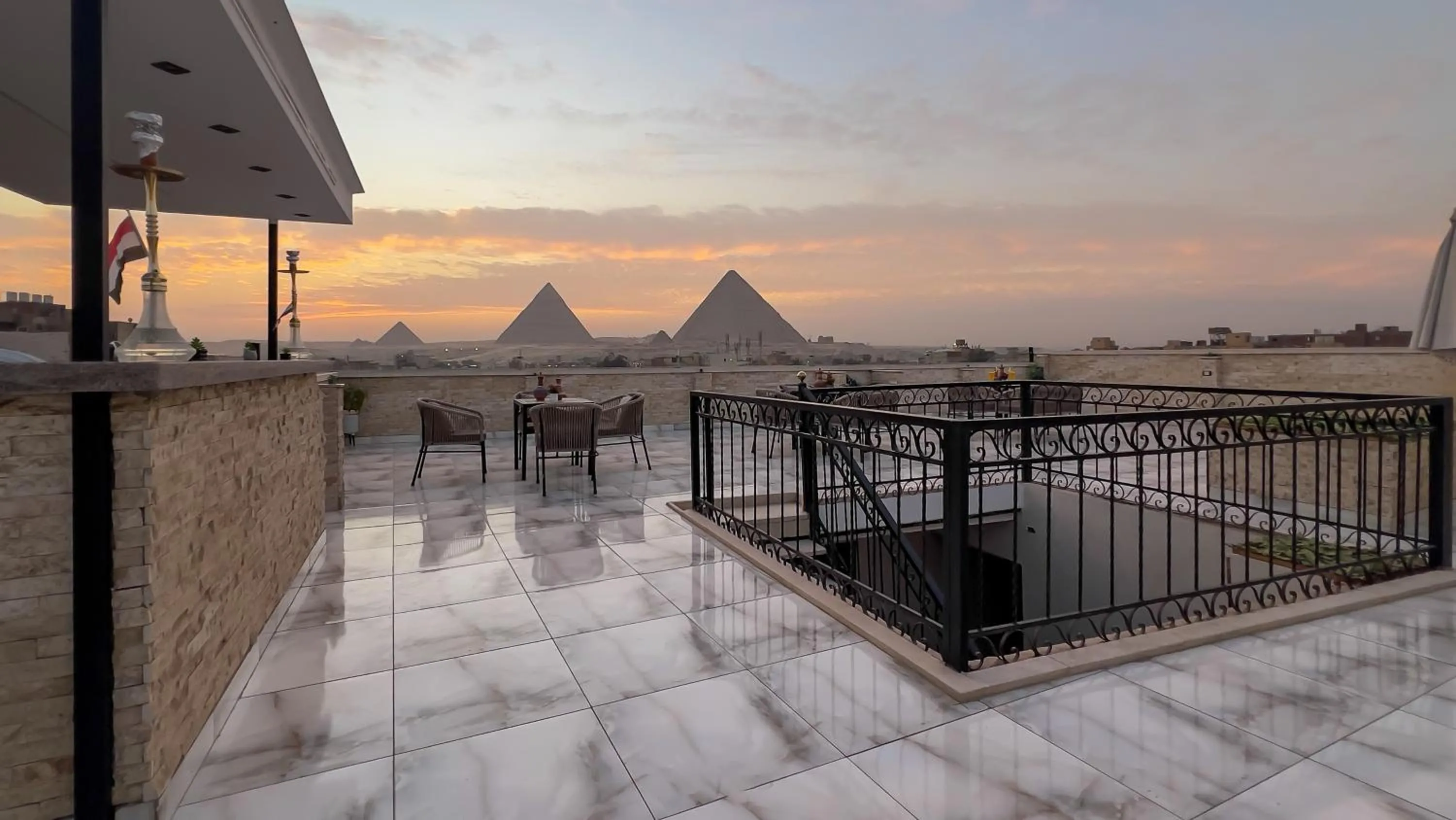Balcony/Terrace in Point Pyramids View