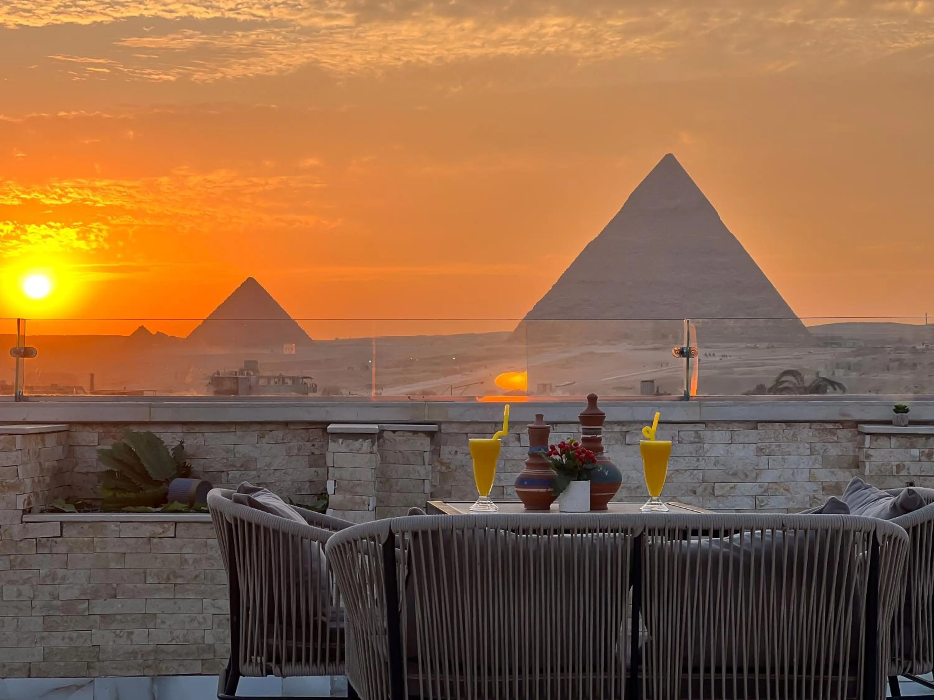 Balcony/Terrace in Point Pyramids View