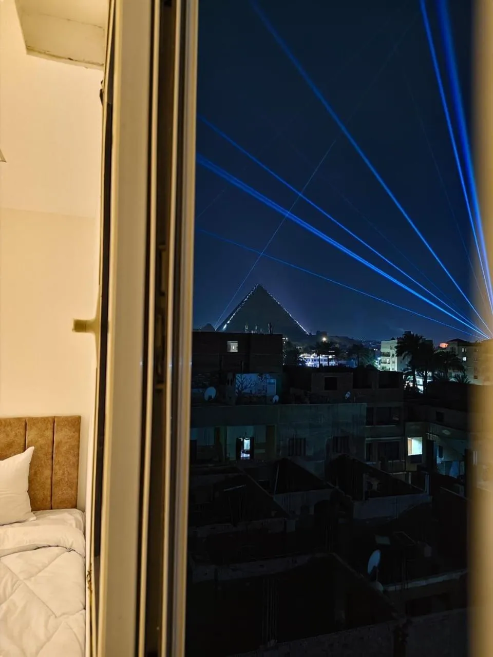 View (from property/room), Bed in Point Pyramids View