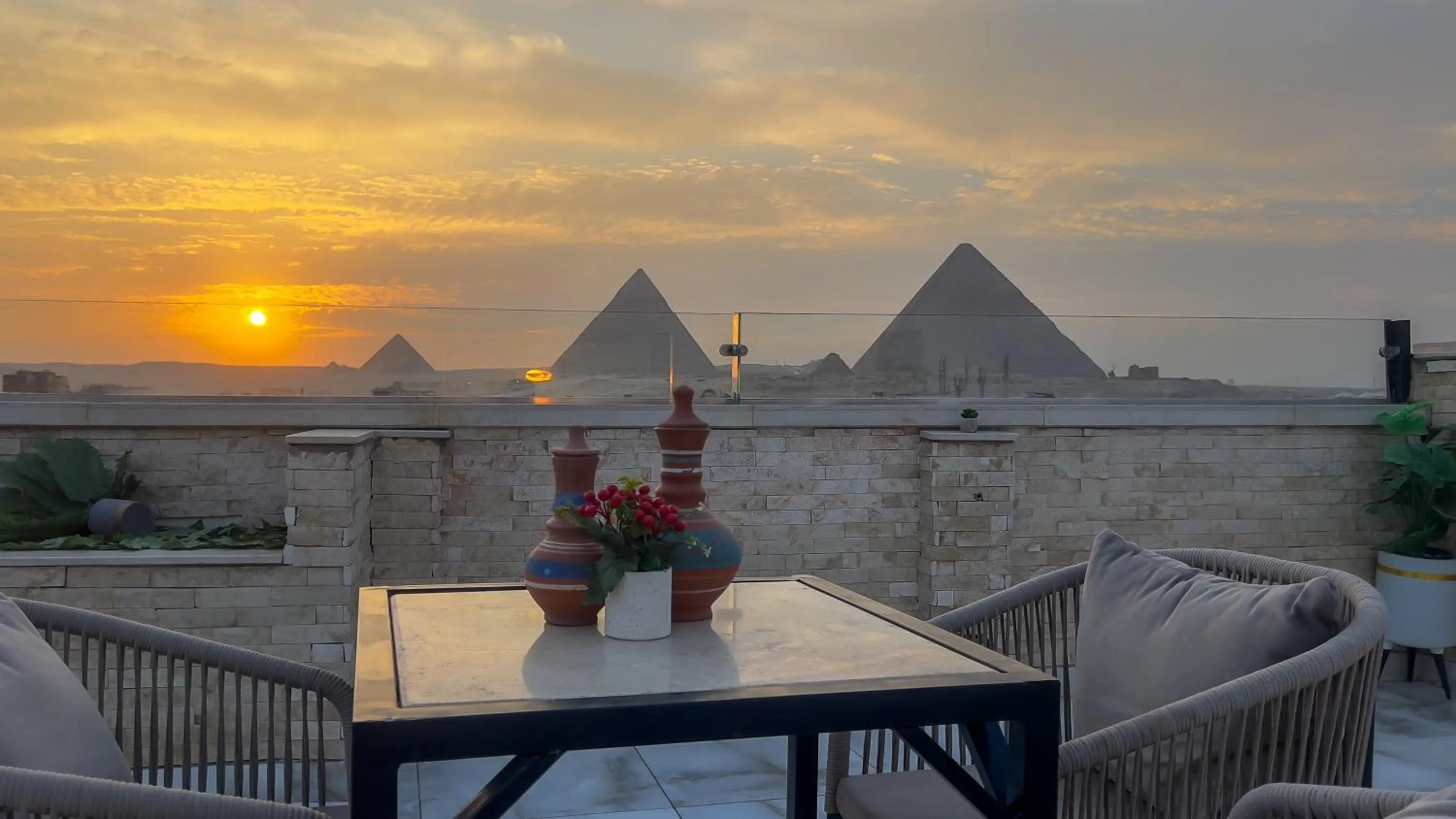 Balcony/Terrace in Point Pyramids View