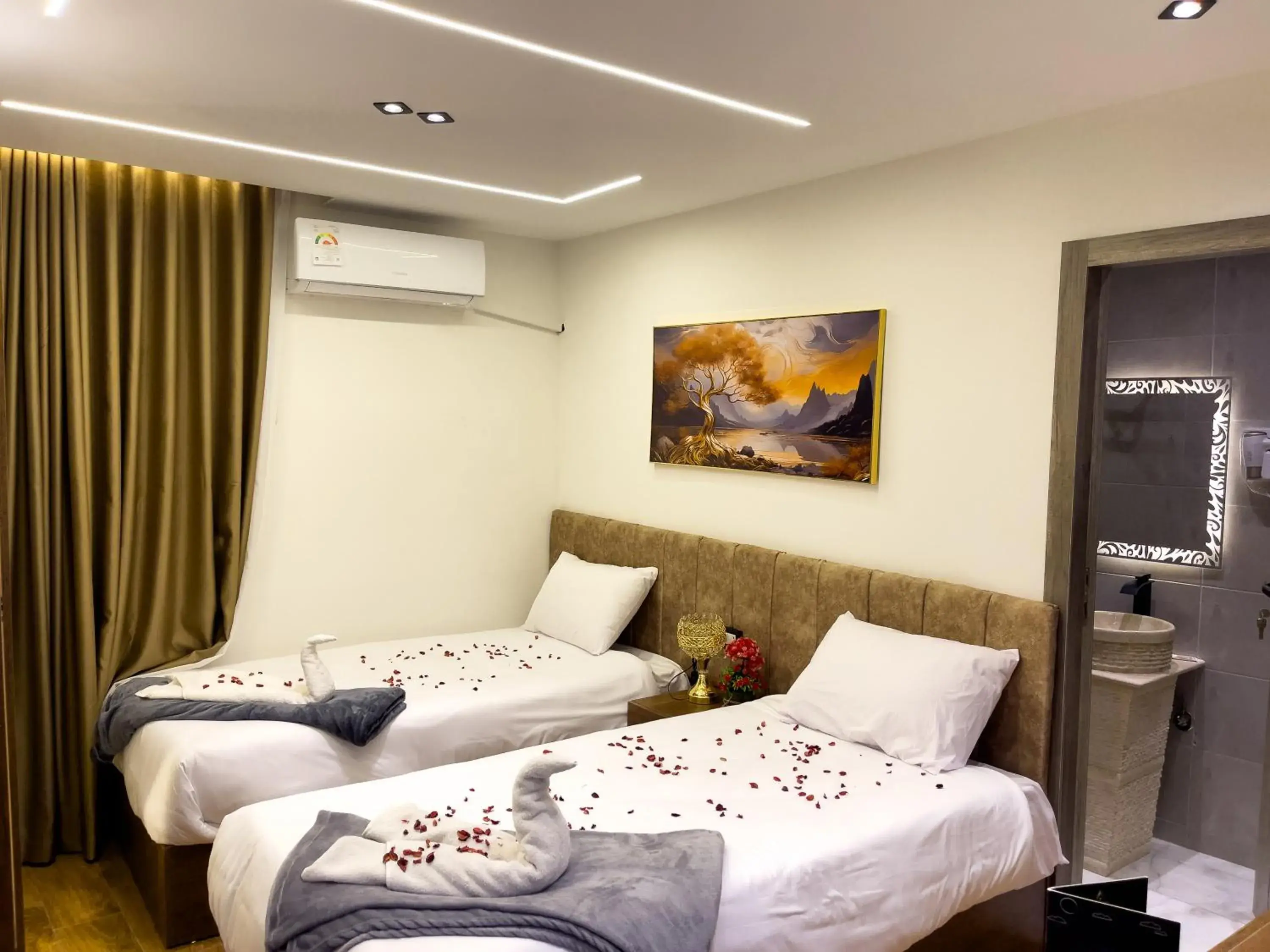 Standard Twin Room in Point Pyramids View Standard Twin Room in Point Pyramids View