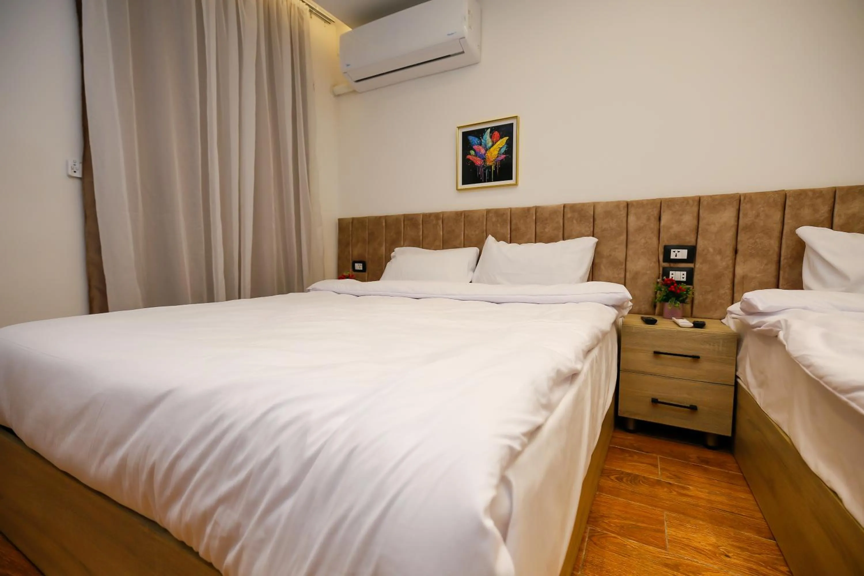 Bed in Point Pyramids View