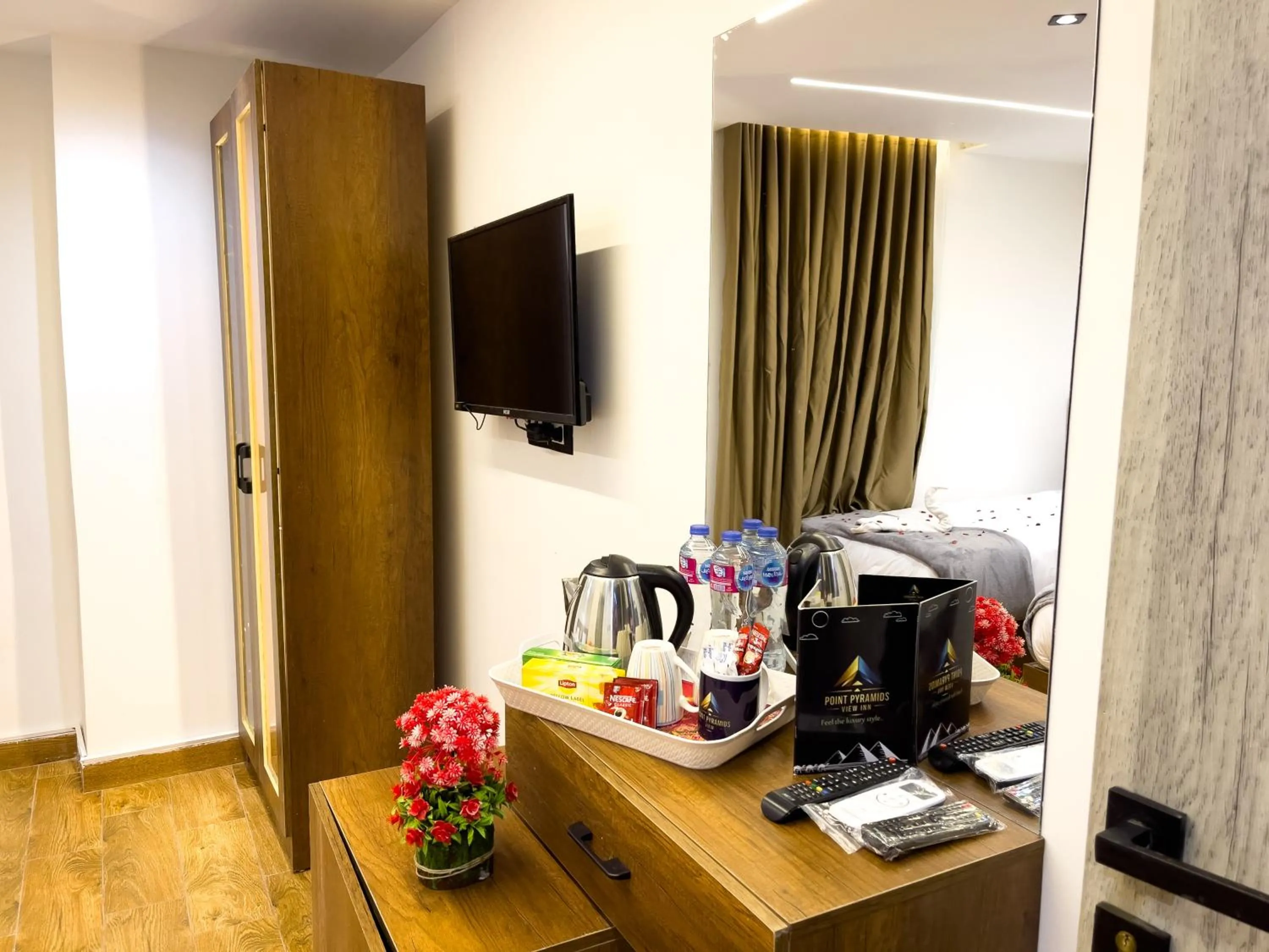 TV and multimedia in Point Pyramids View