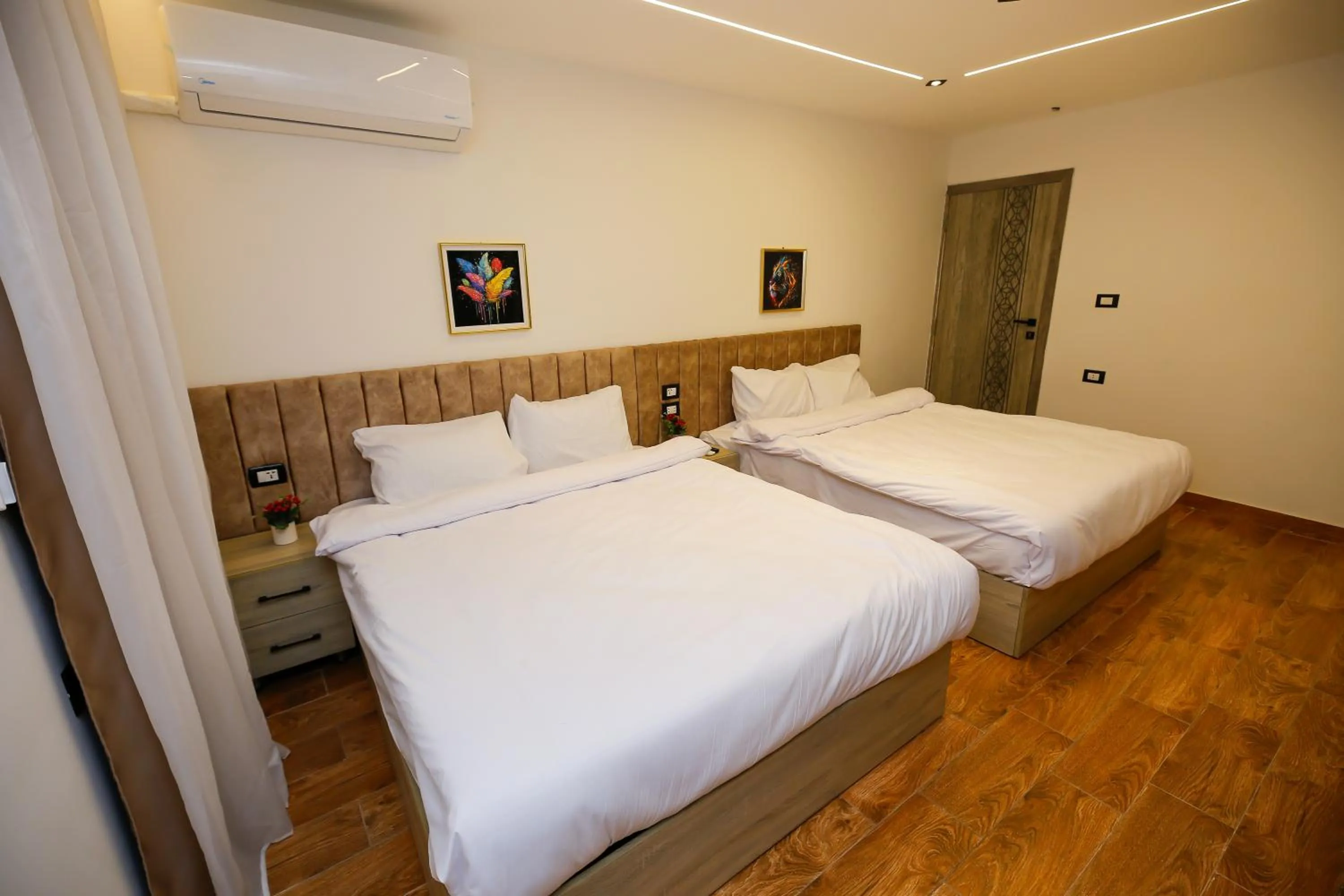 Bed in Point Pyramids View