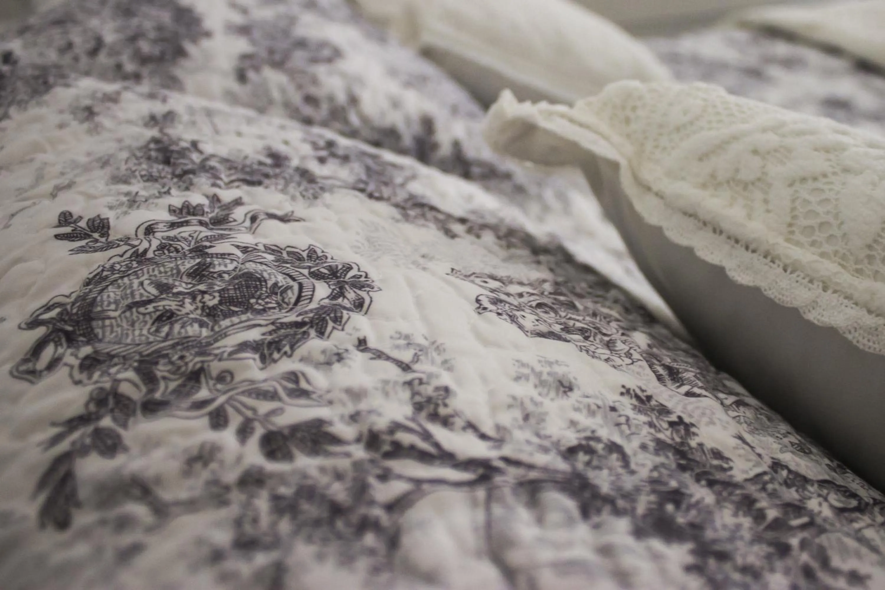 Decorative detail, Bed in Le Dolcezze