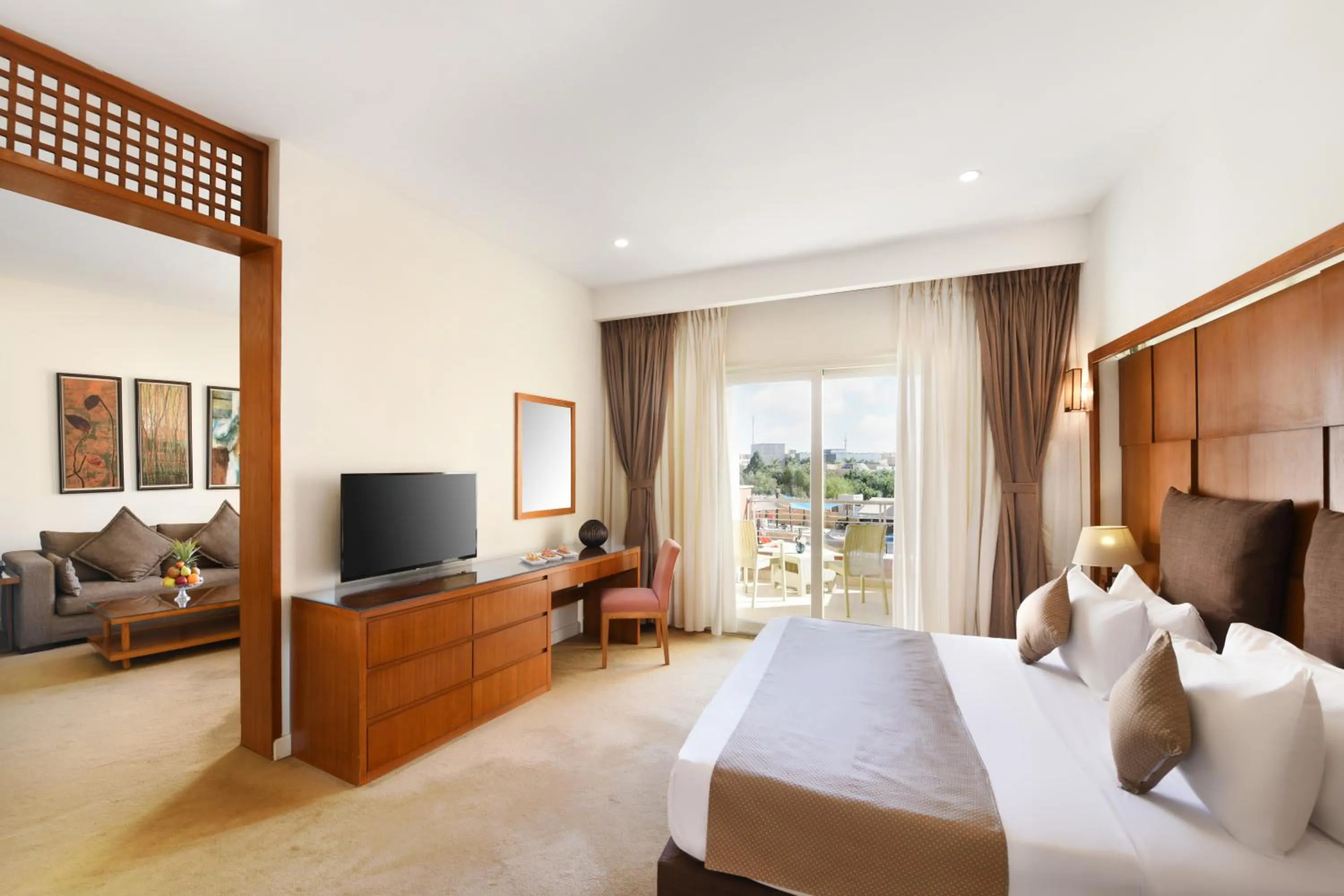 Bed in Tolip Family Park Hotel