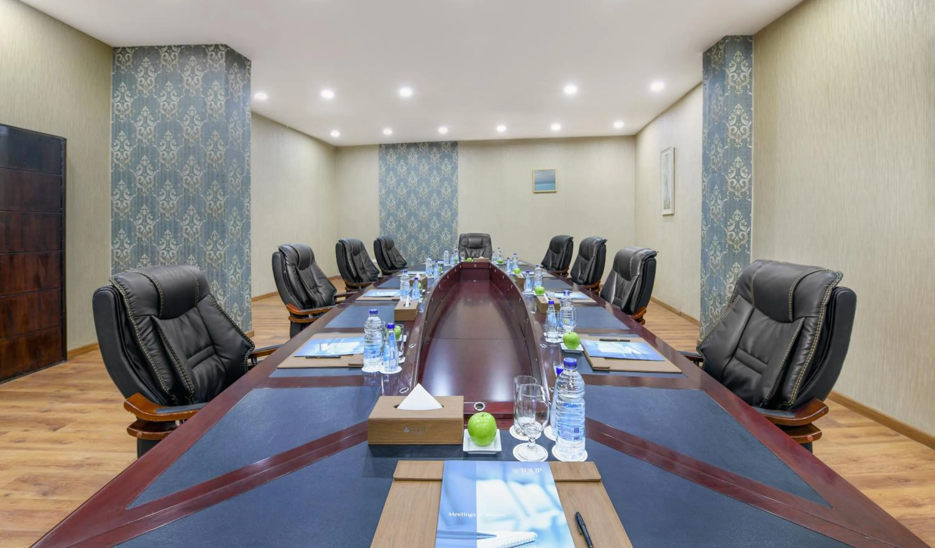 Meeting/conference room in Tolip Family Park Hotel