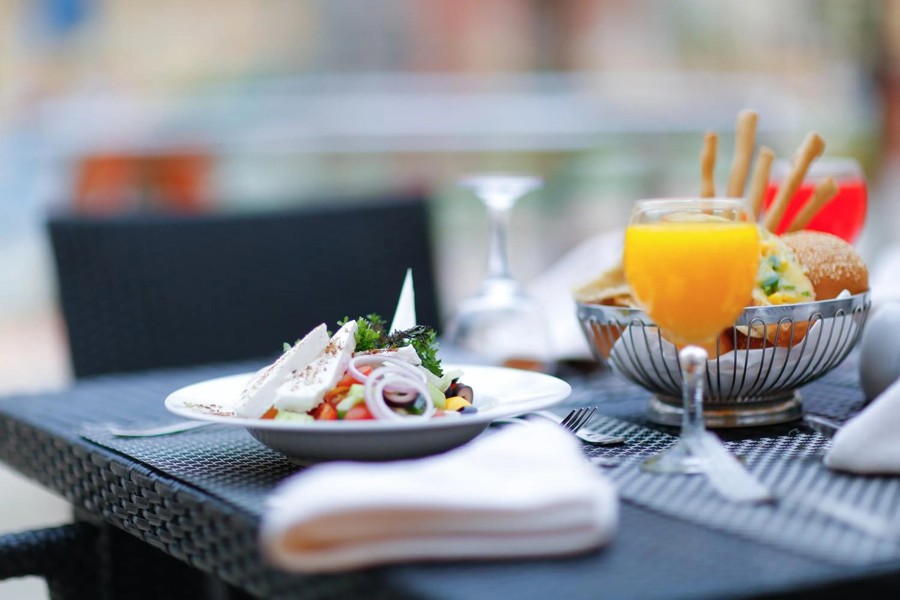 Dining area in Tolip Family Park Hotel