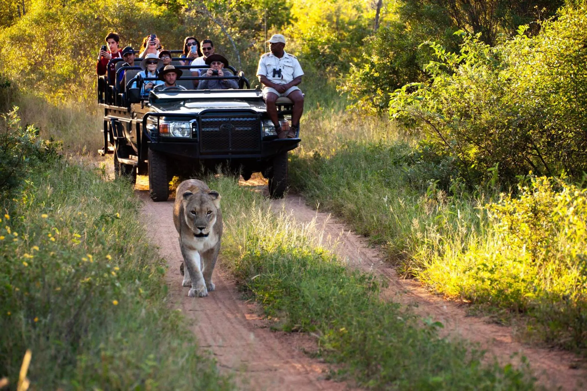People in Karongwe - Kuname Safari Lodge