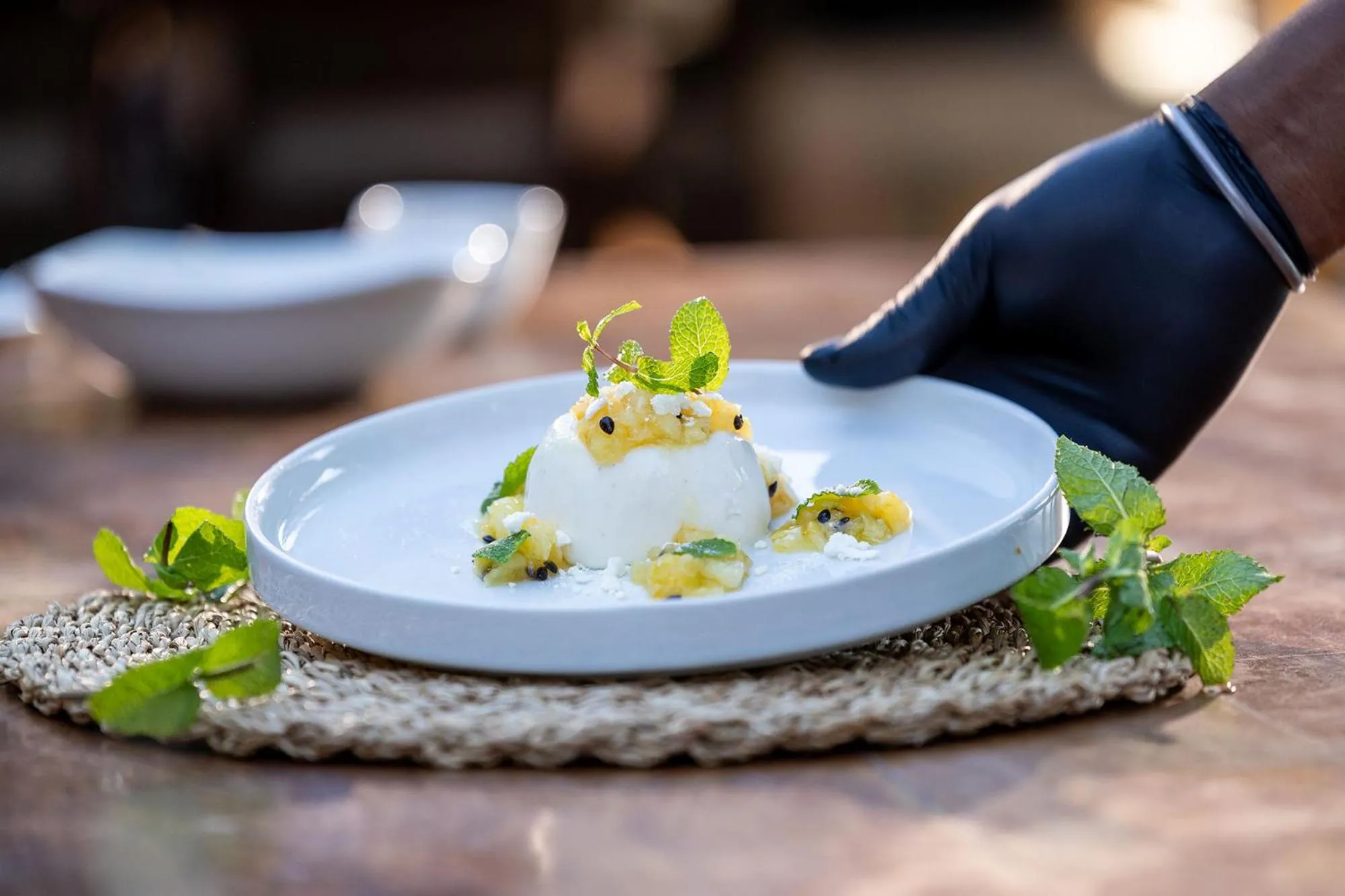 Food and drinks in Karongwe - Kuname Safari Lodge