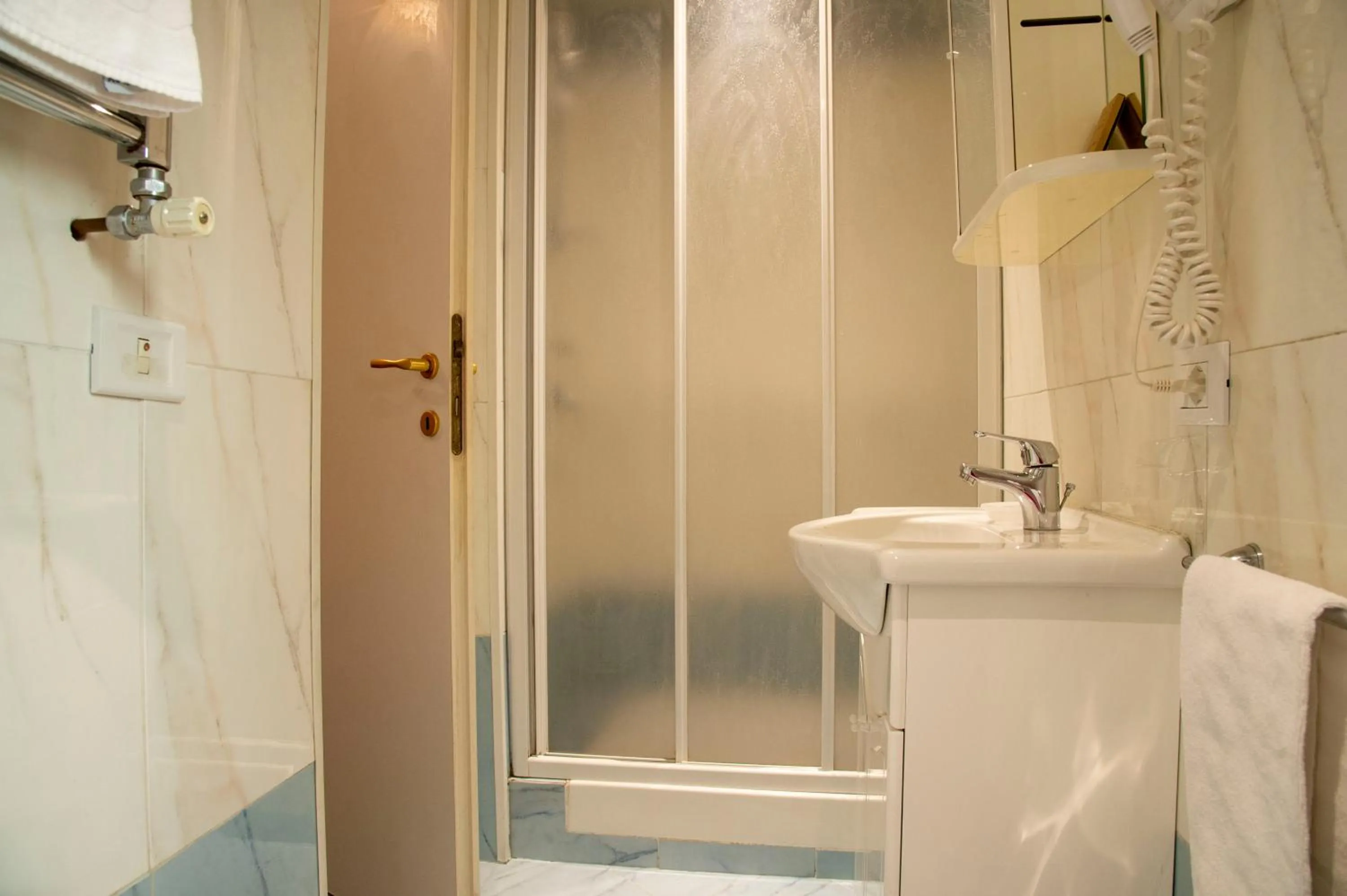 Bathroom in Domus Napoleone