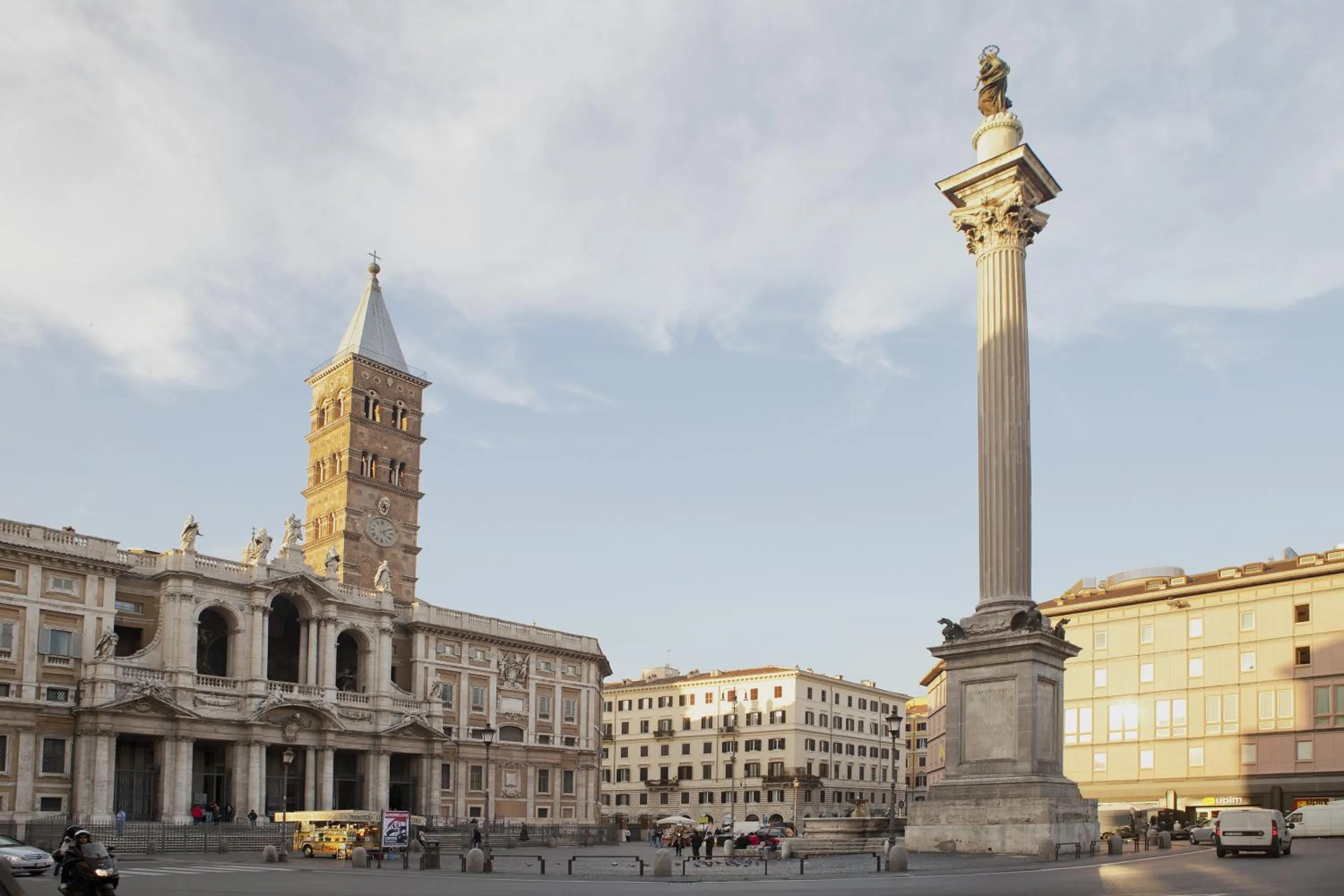 Nearby landmark in Domus Napoleone