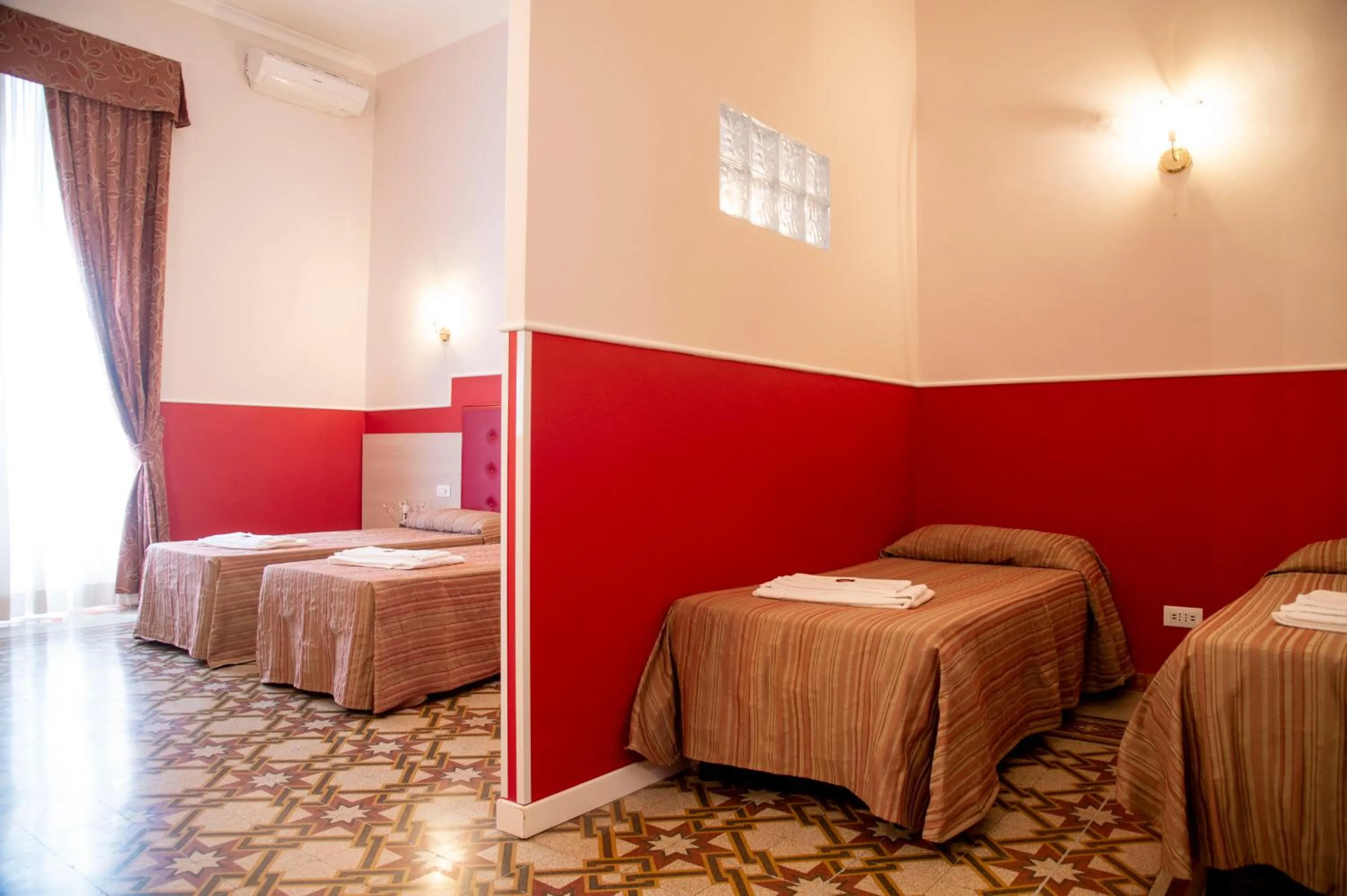 Bedroom, Bed in Domus Napoleone