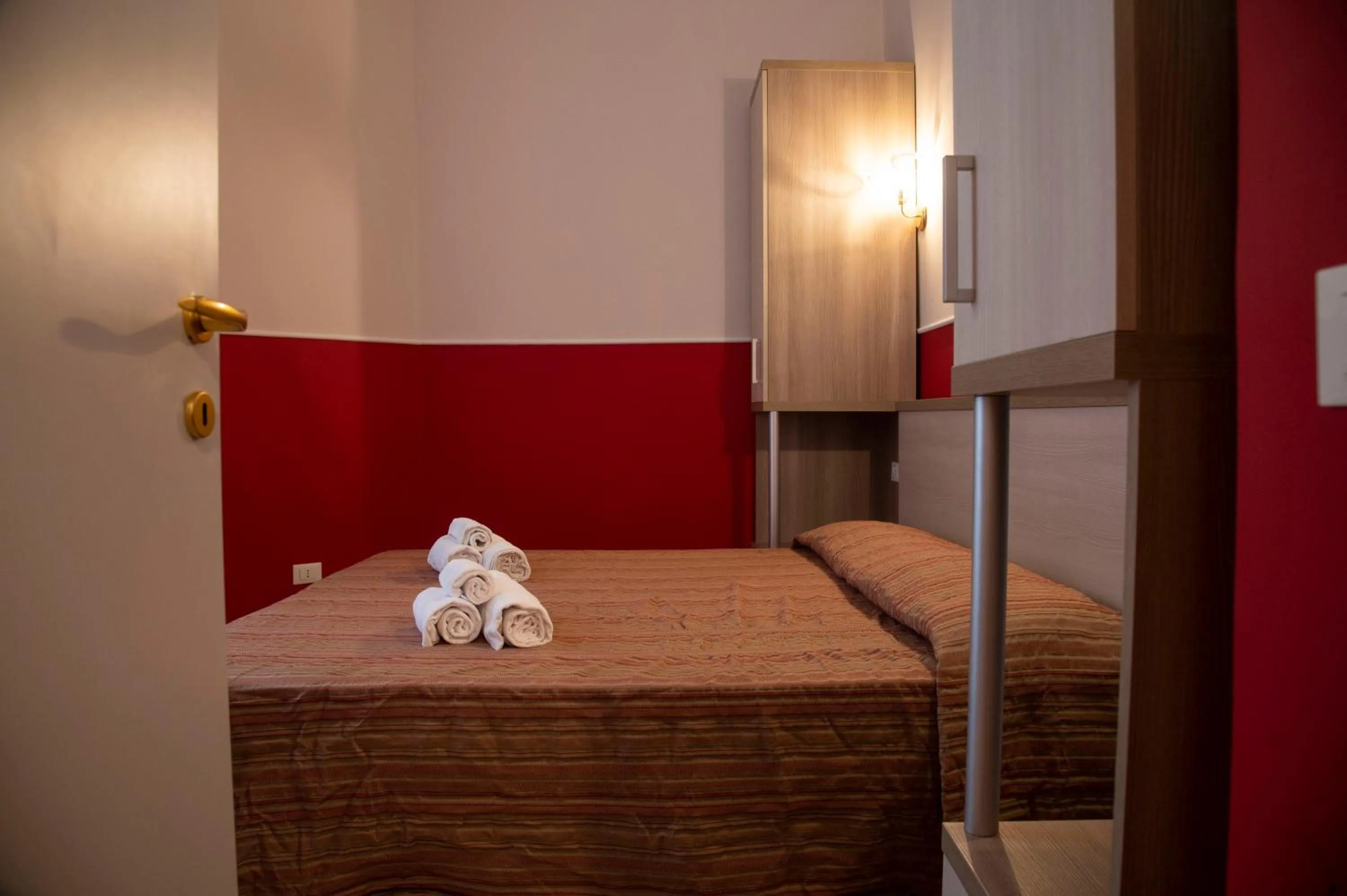 Bedroom, Bed in Domus Napoleone