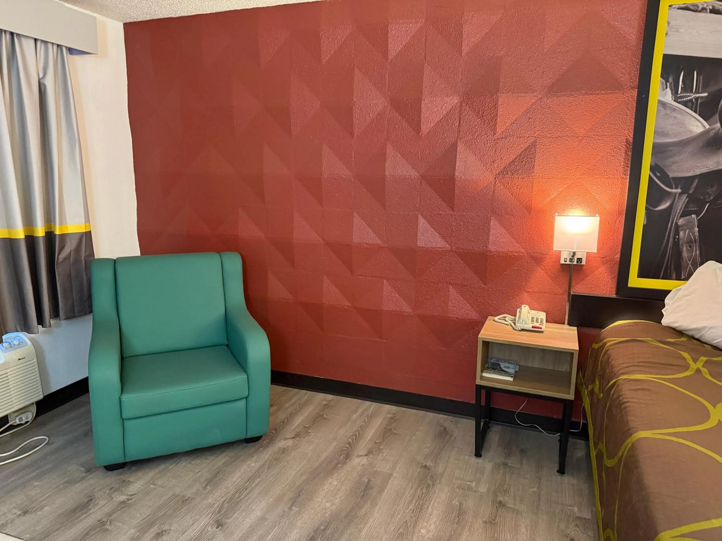 Seating area, Bed in Super 8 by Wyndham Newcastle