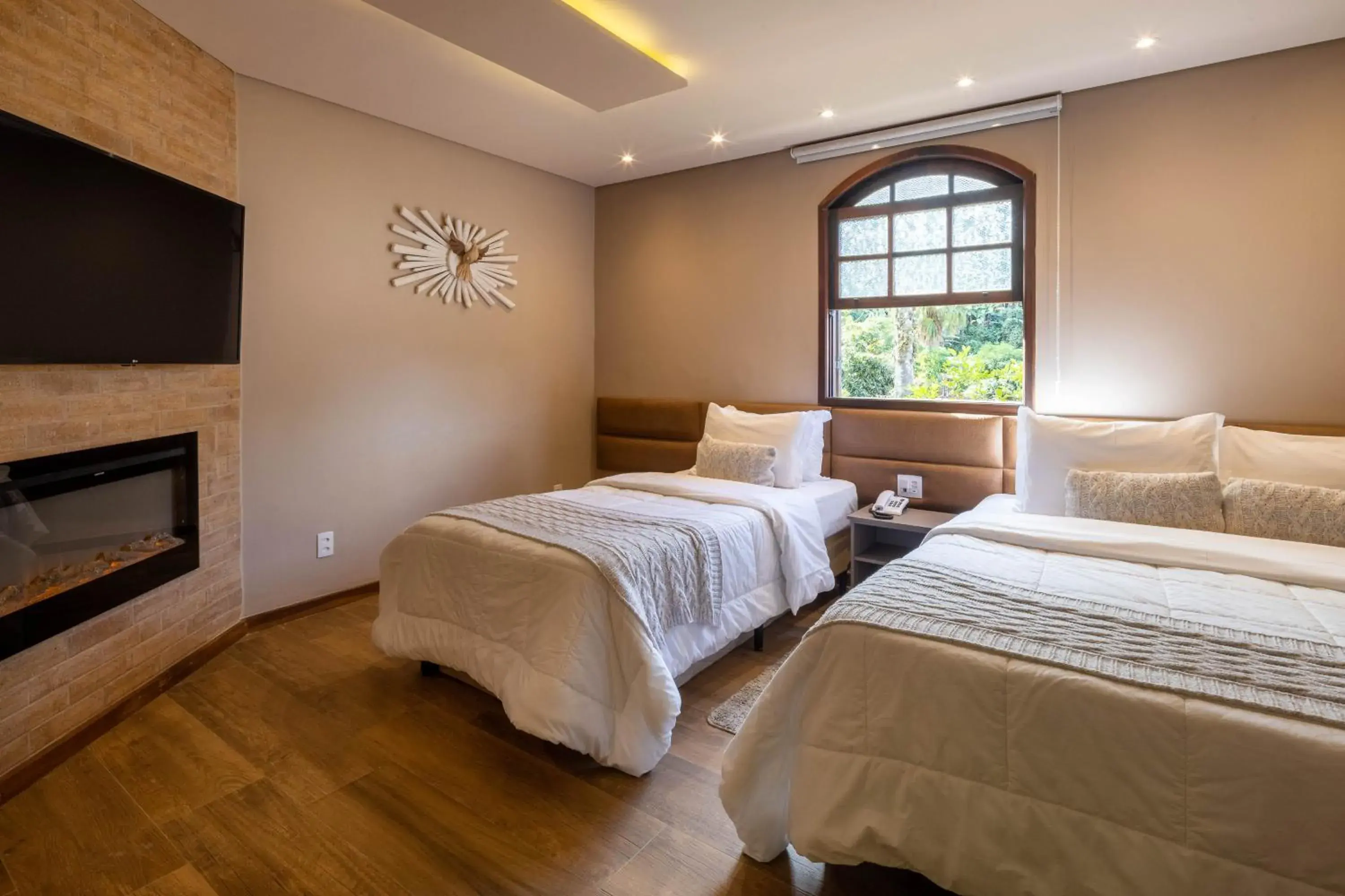 Luxury Quadruple Room in Hotel Fazenda Vilarejo All Inclusive Luxury Quadruple Room in Hotel Fazenda Vilarejo All Inclusive