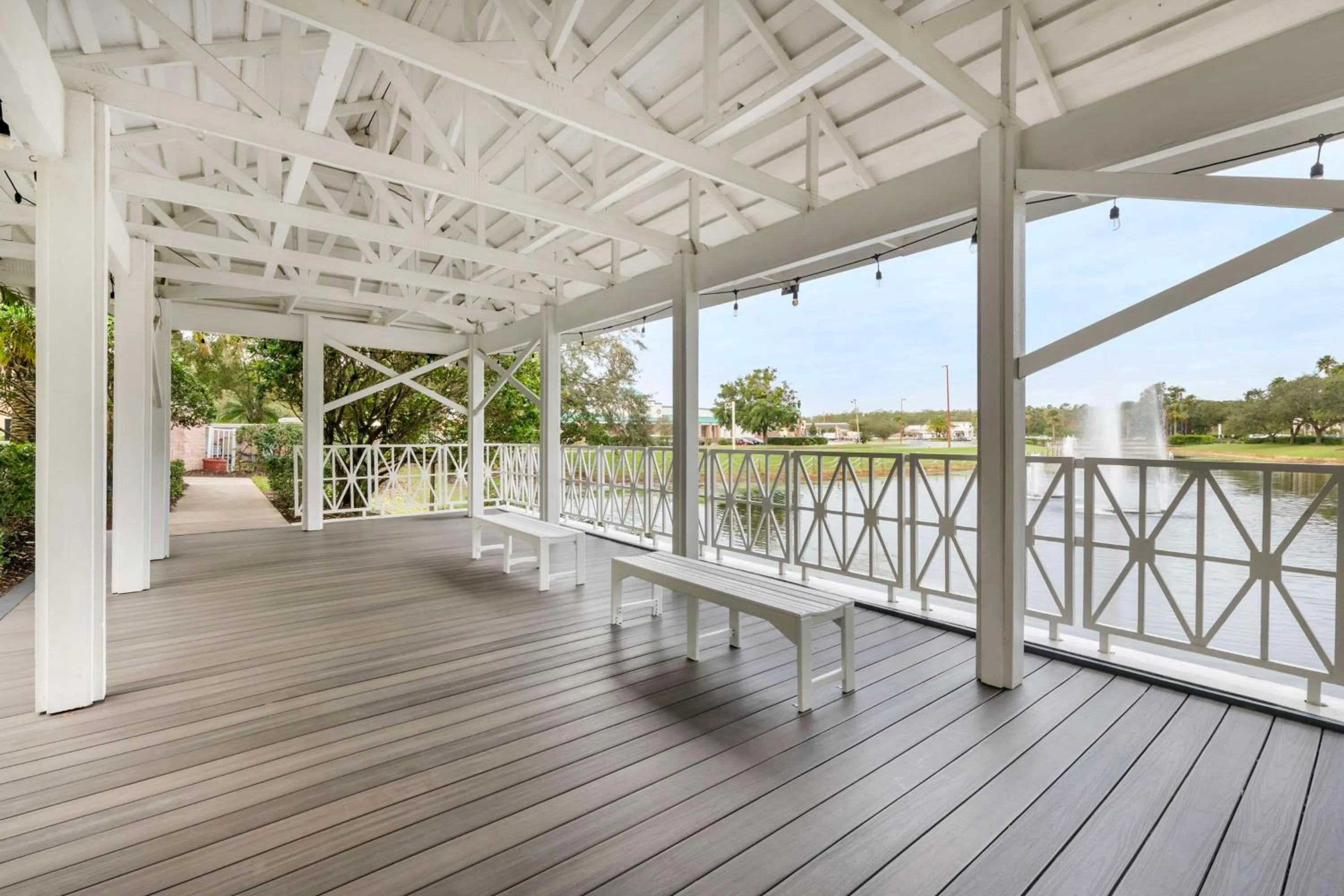 Property building in Hilton Vacation Club Cypress Pointe Orlando