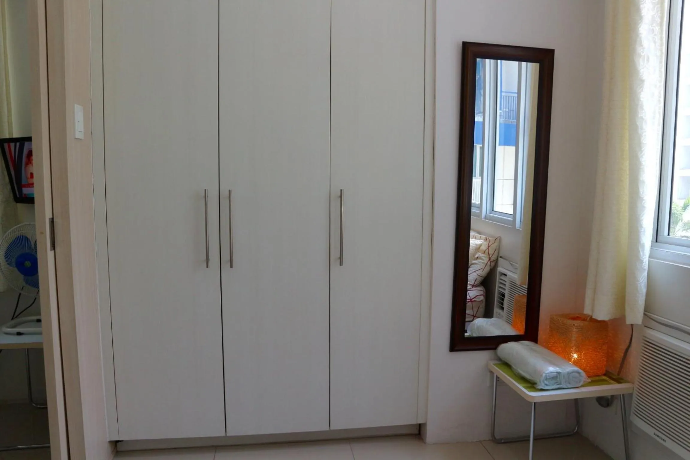 Day in CondoDeal at Sea Residences