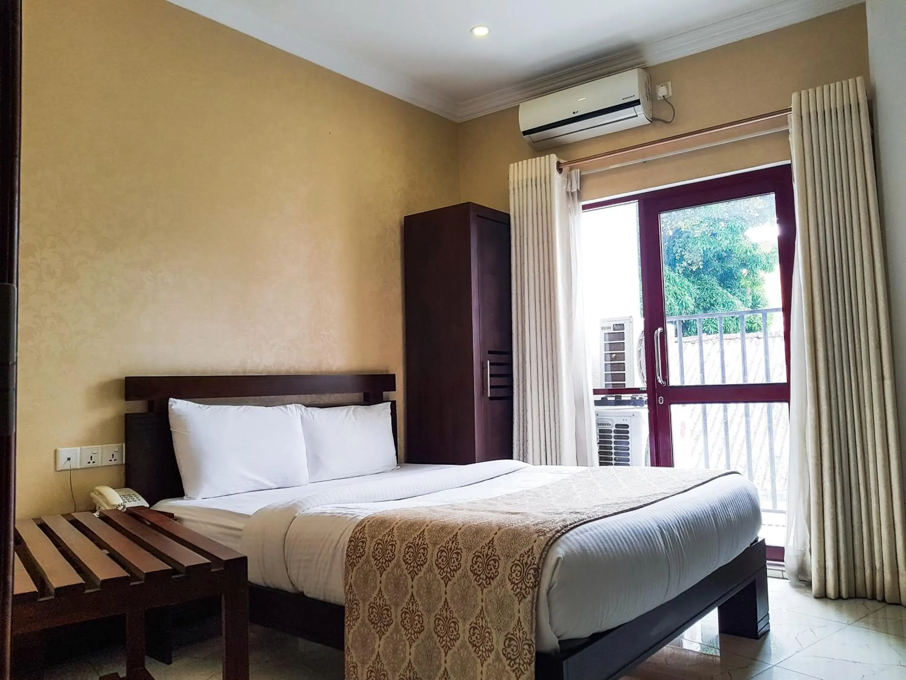 Photo of the whole room, Bed in Galaxy City Hotel Photo of the whole room, Bed in Galaxy City Hotel