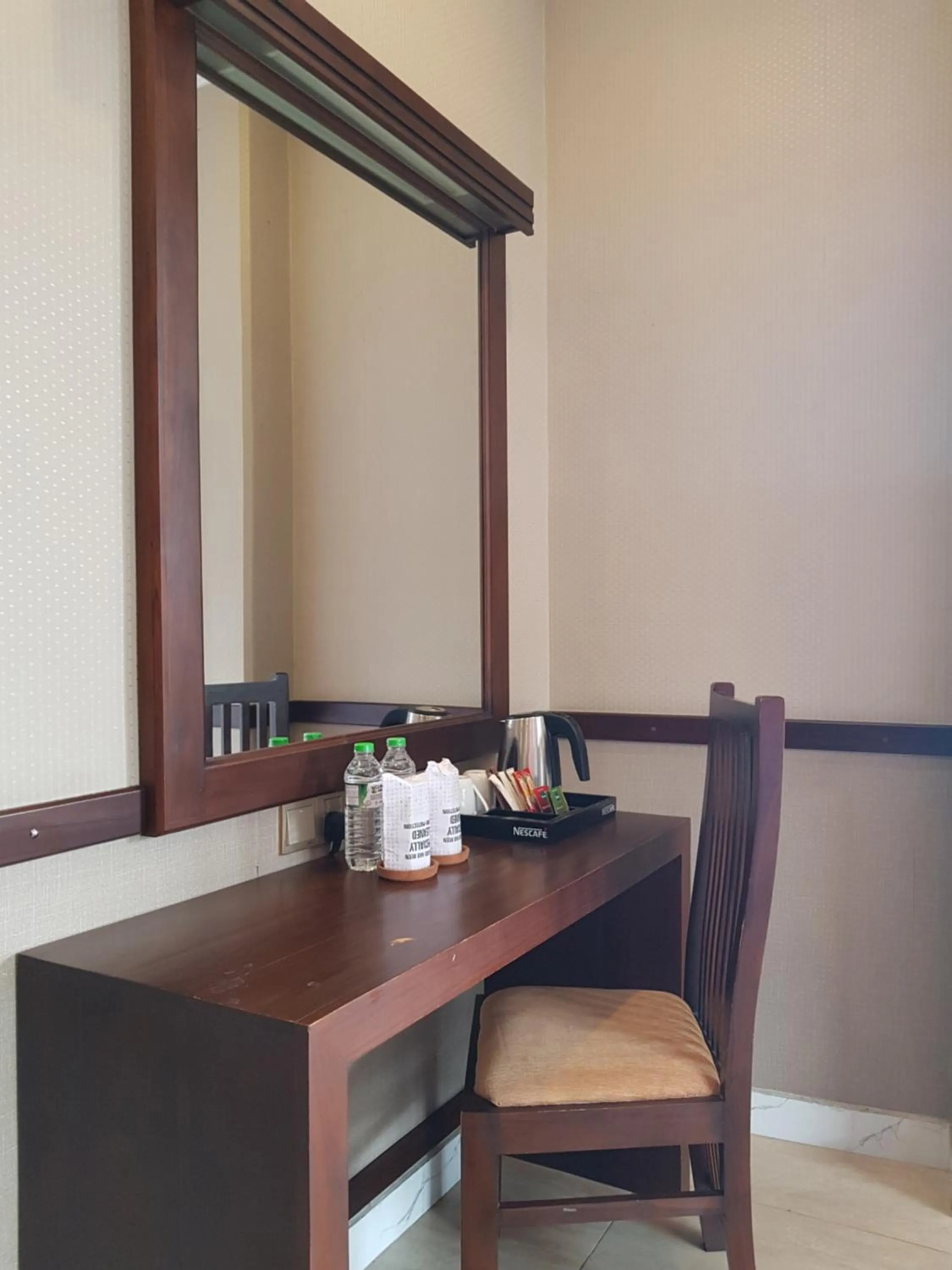 Coffee/tea facilities in Galaxy City Hotel