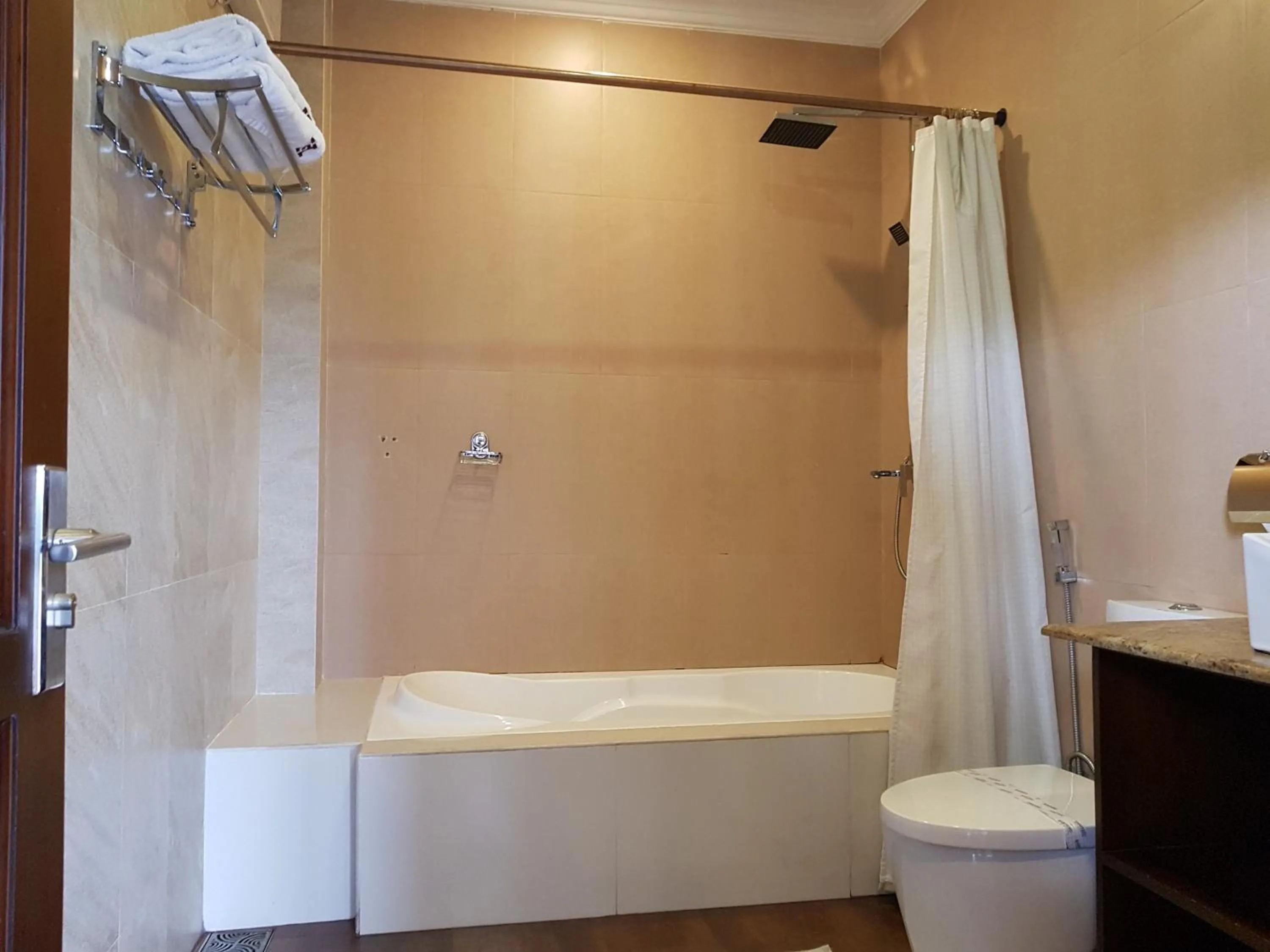 Shower in Galaxy City Hotel