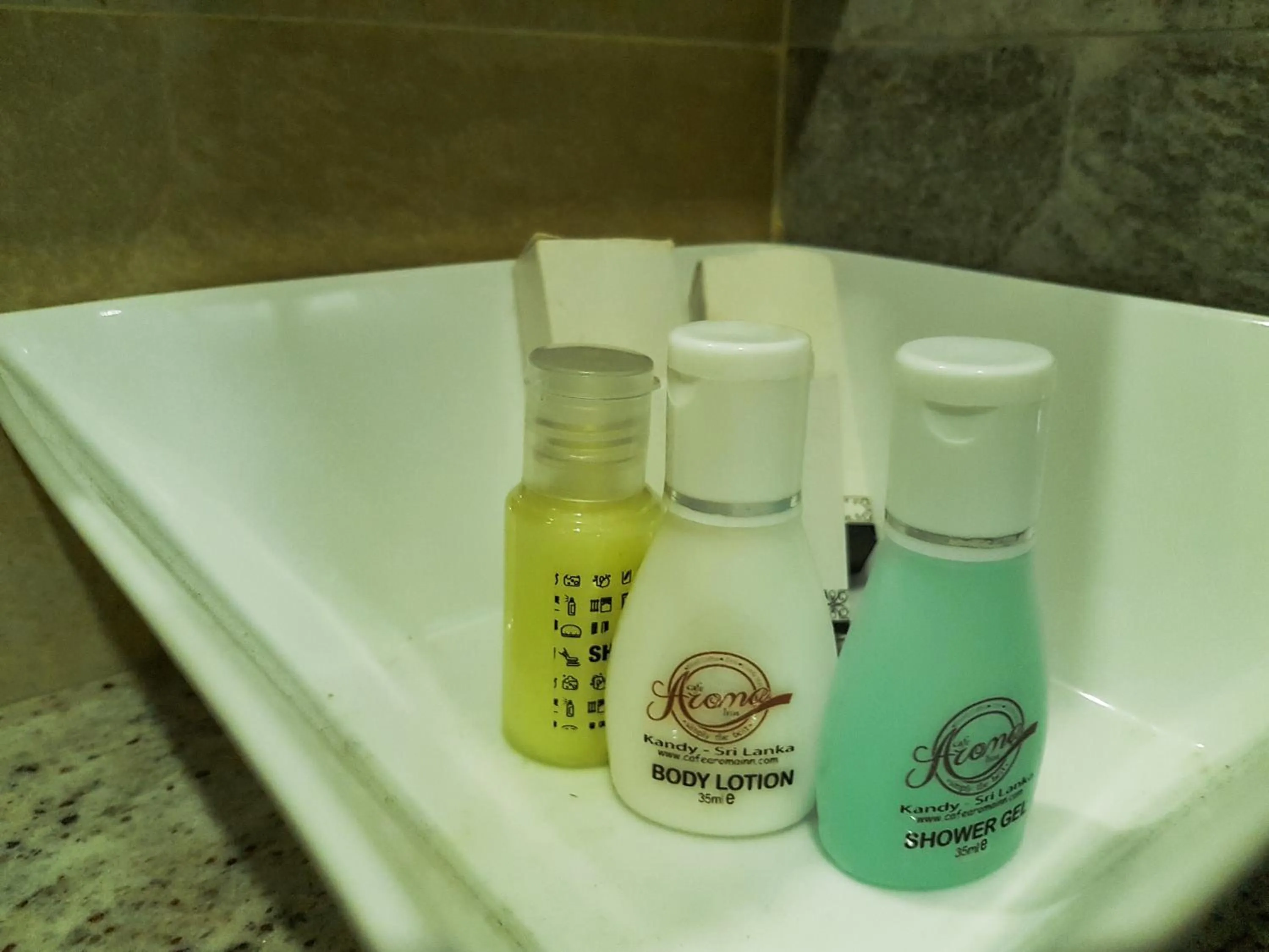 Bathroom in Galaxy City Hotel