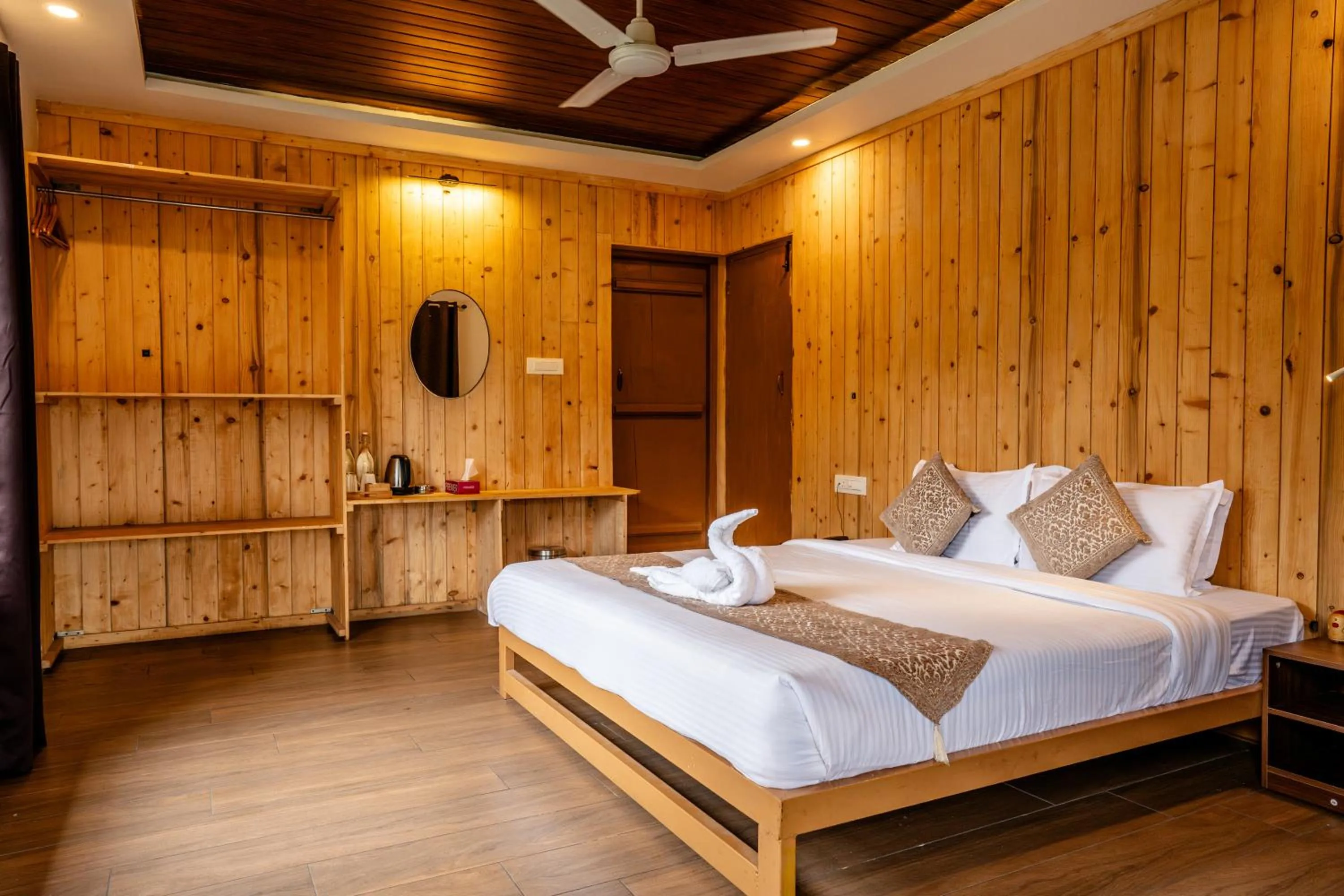 Photo of the whole room, Bed in Zacs Valley Resort & Wellness Retreat Kodaikanal