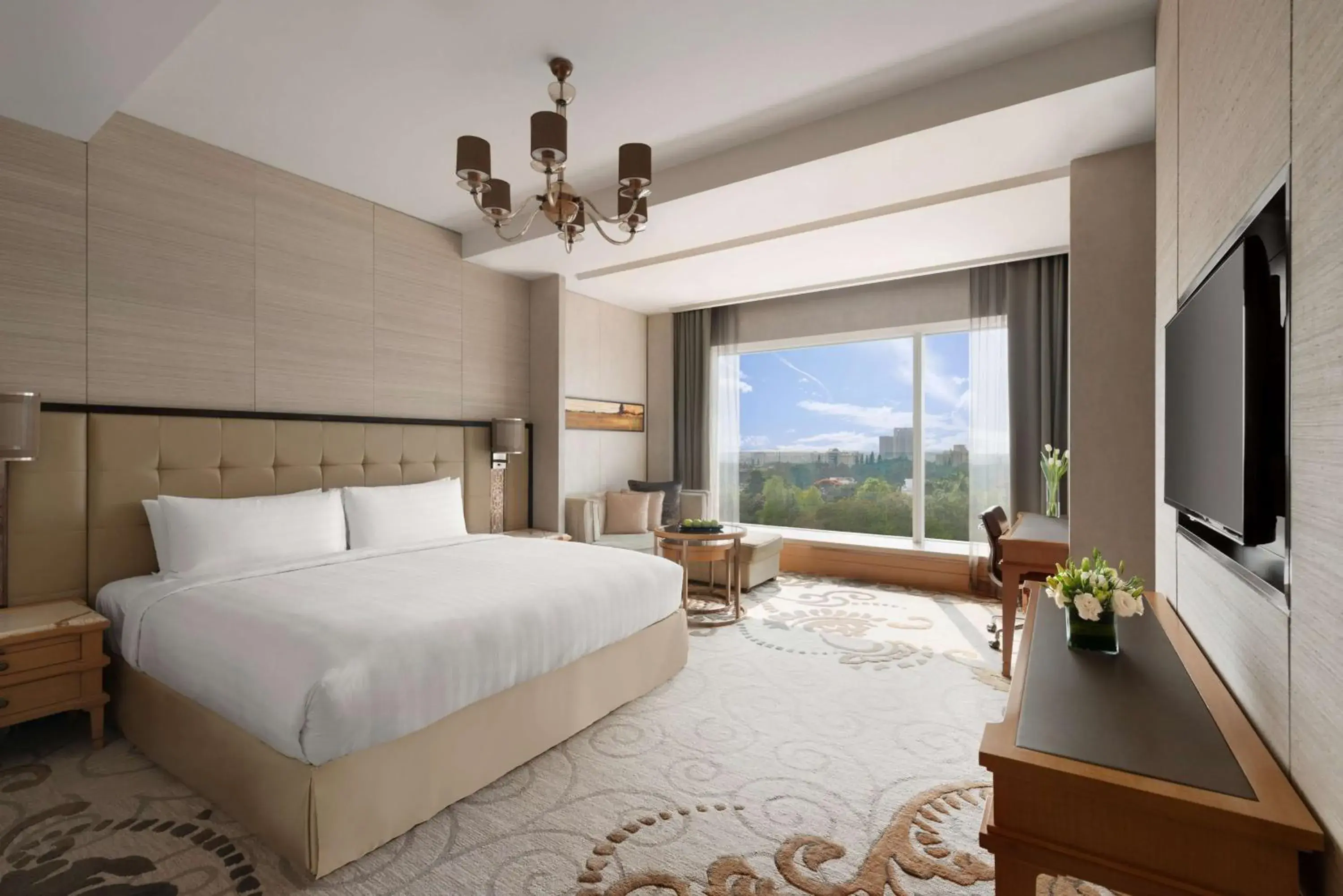 Bedroom, Bed in Shangri-La Bengaluru Bedroom, Bed in Shangri-La Bengaluru