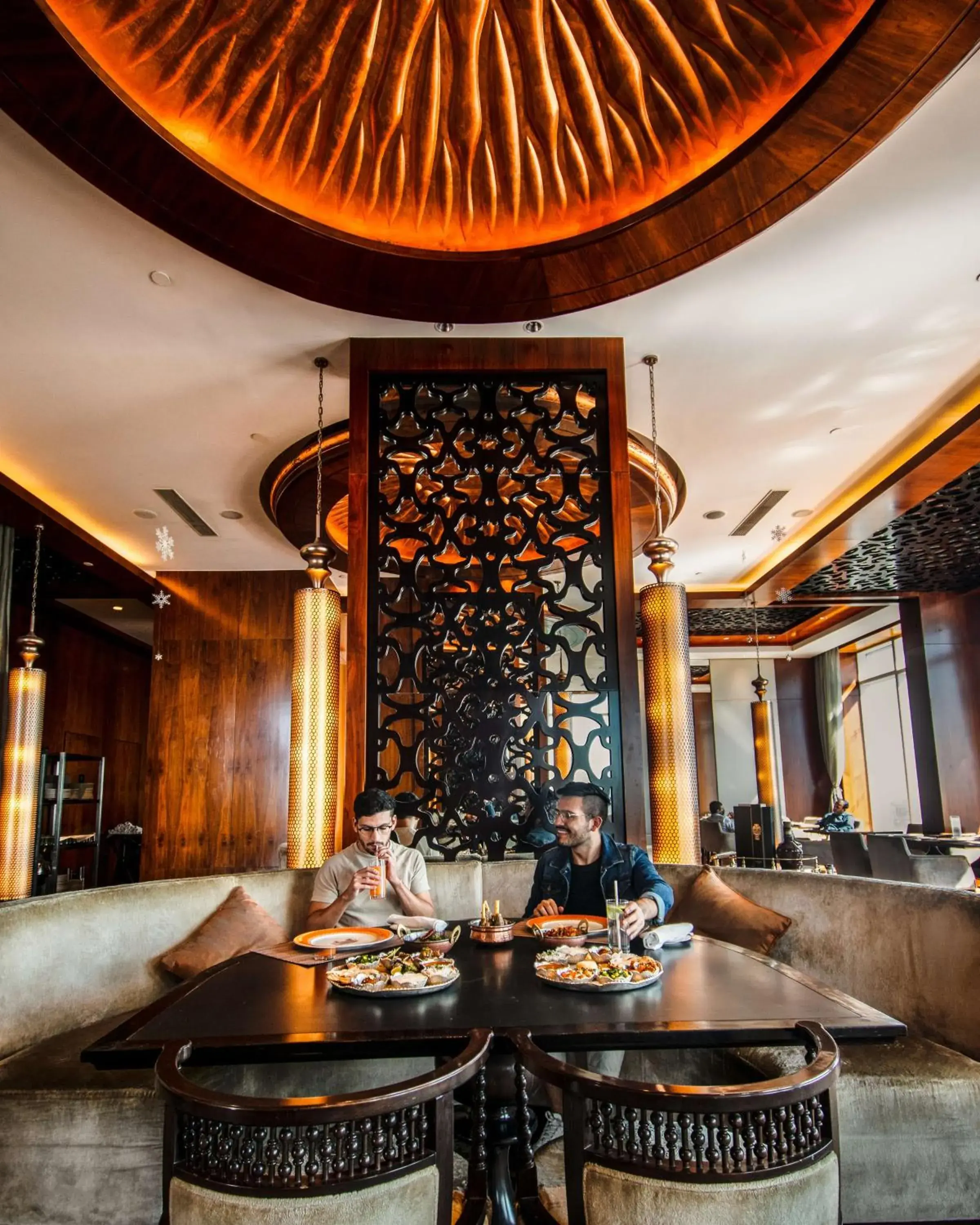 Restaurant/places to eat in Shangri-La Bengaluru Restaurant/places to eat in Shangri-La Bengaluru