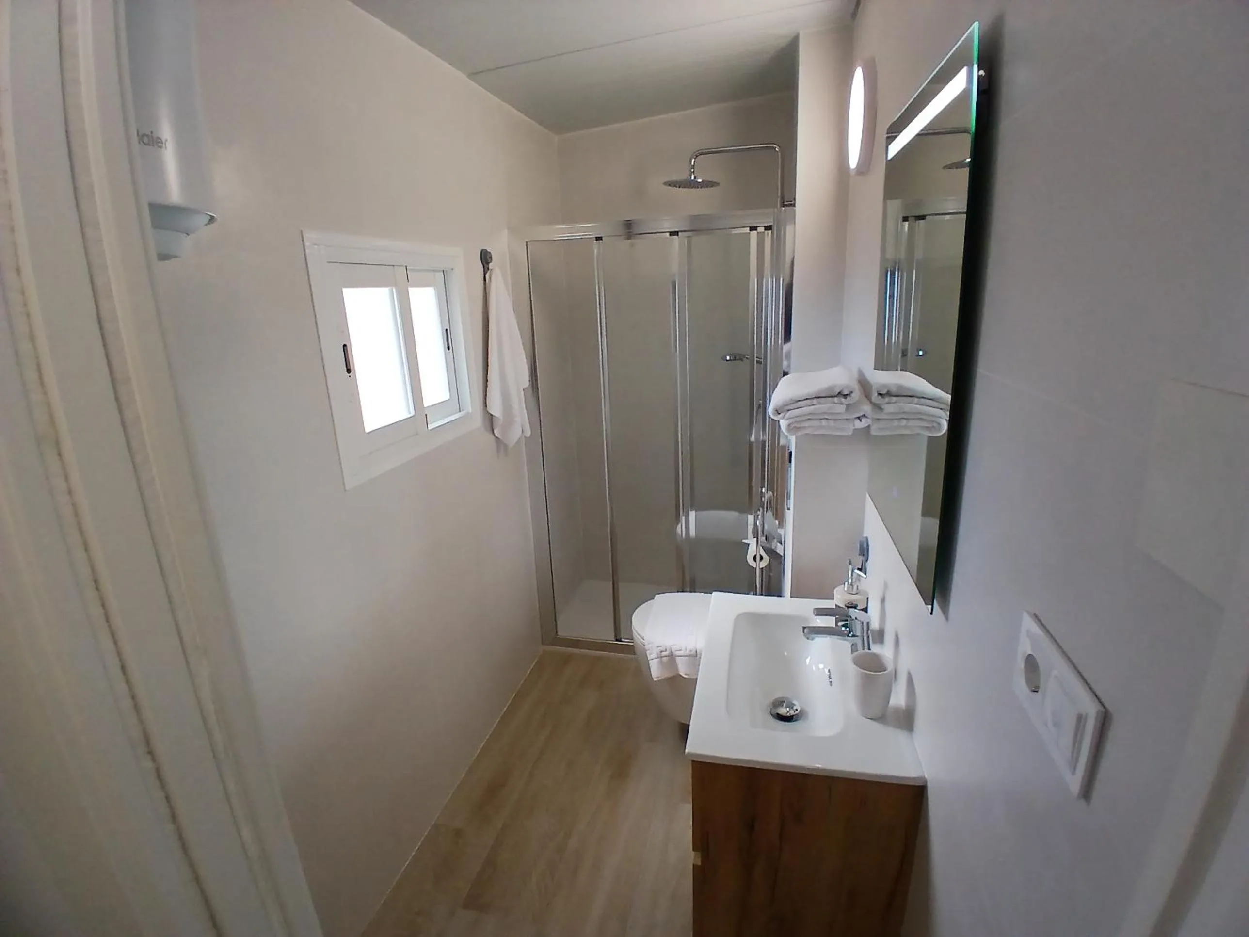 Shower in Apartamentos Benidorm Chorrol
