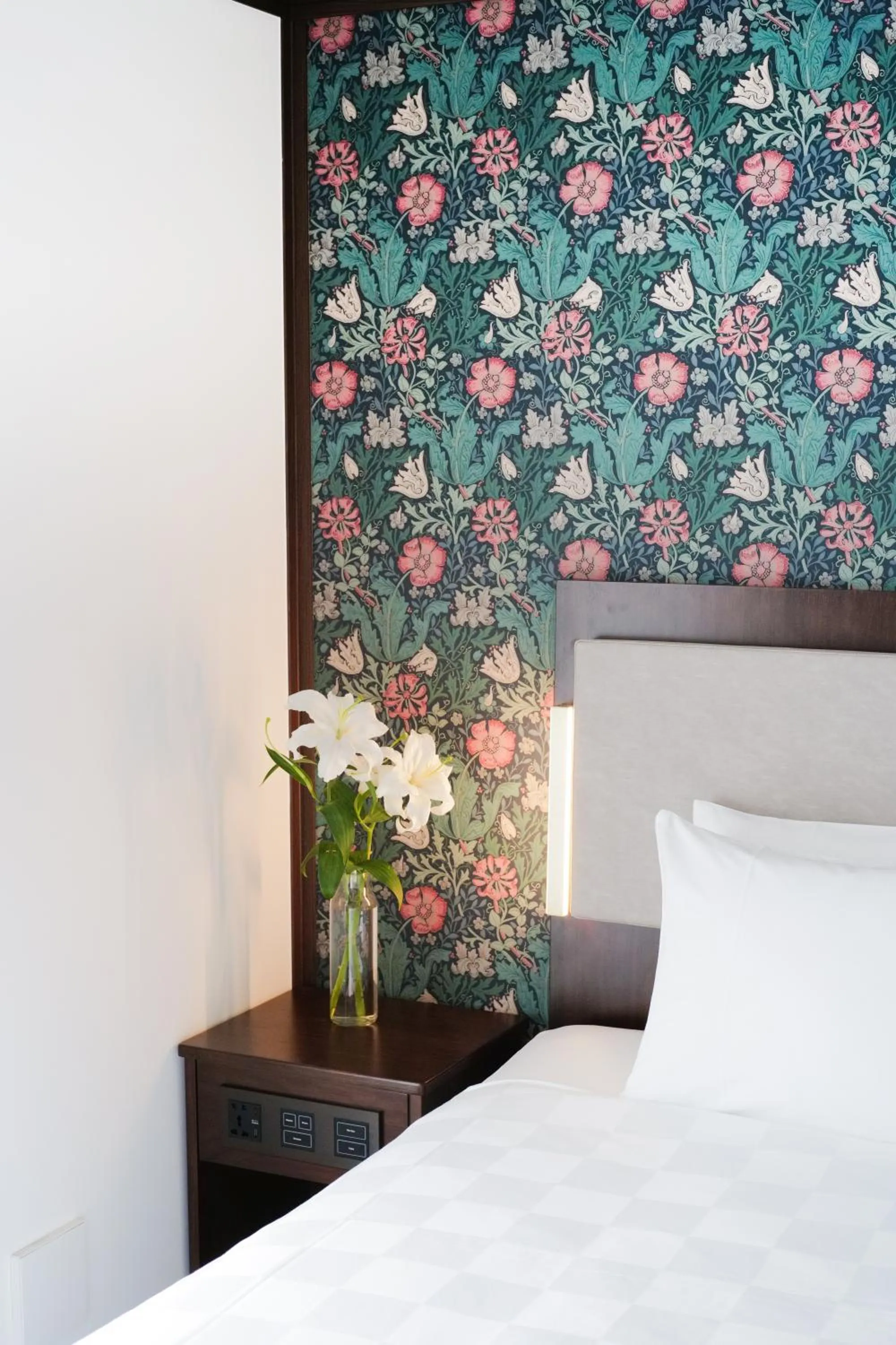 Bed in KIORI Exec Muromachi