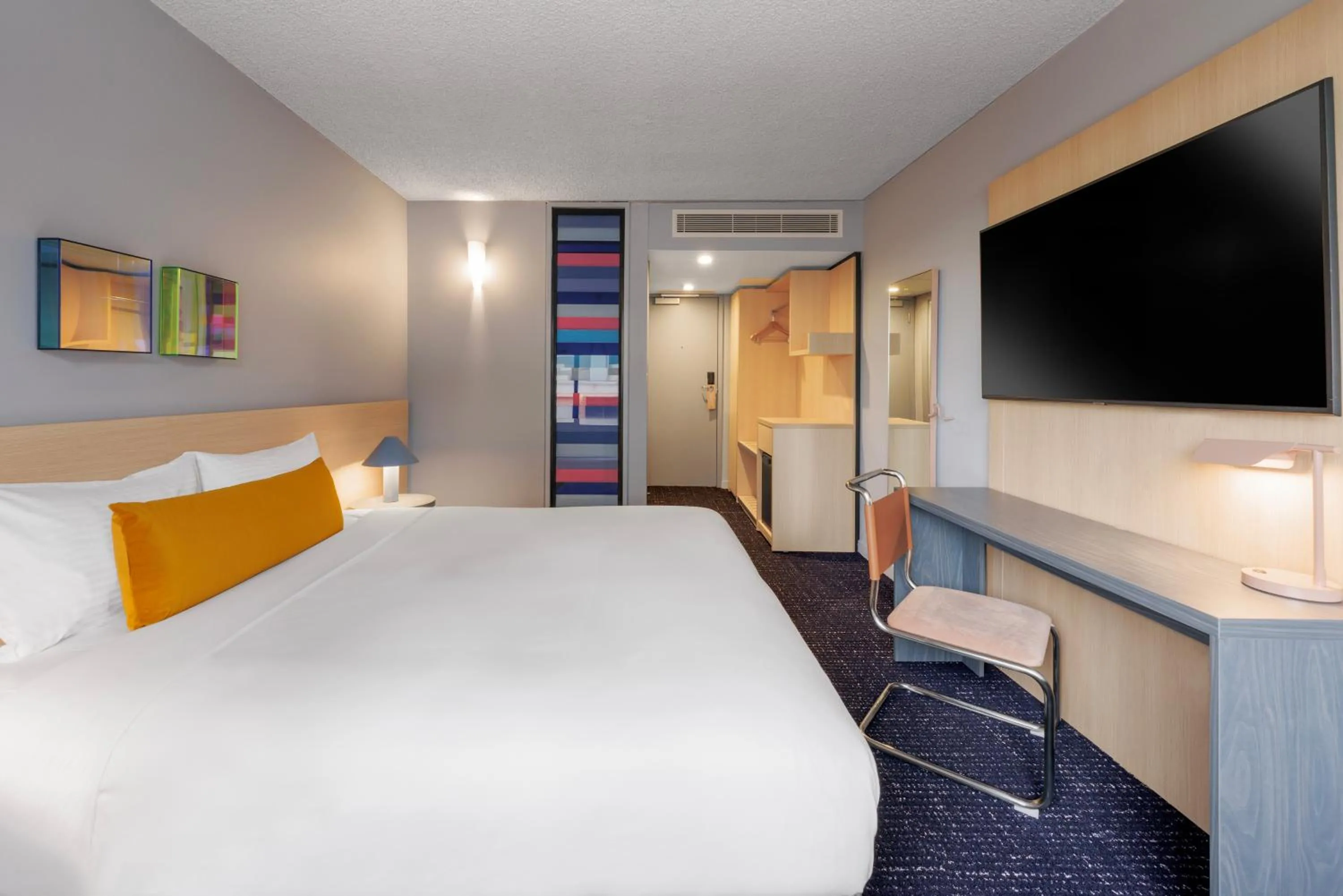 Bed in lyf on Elizabeth Melbourne