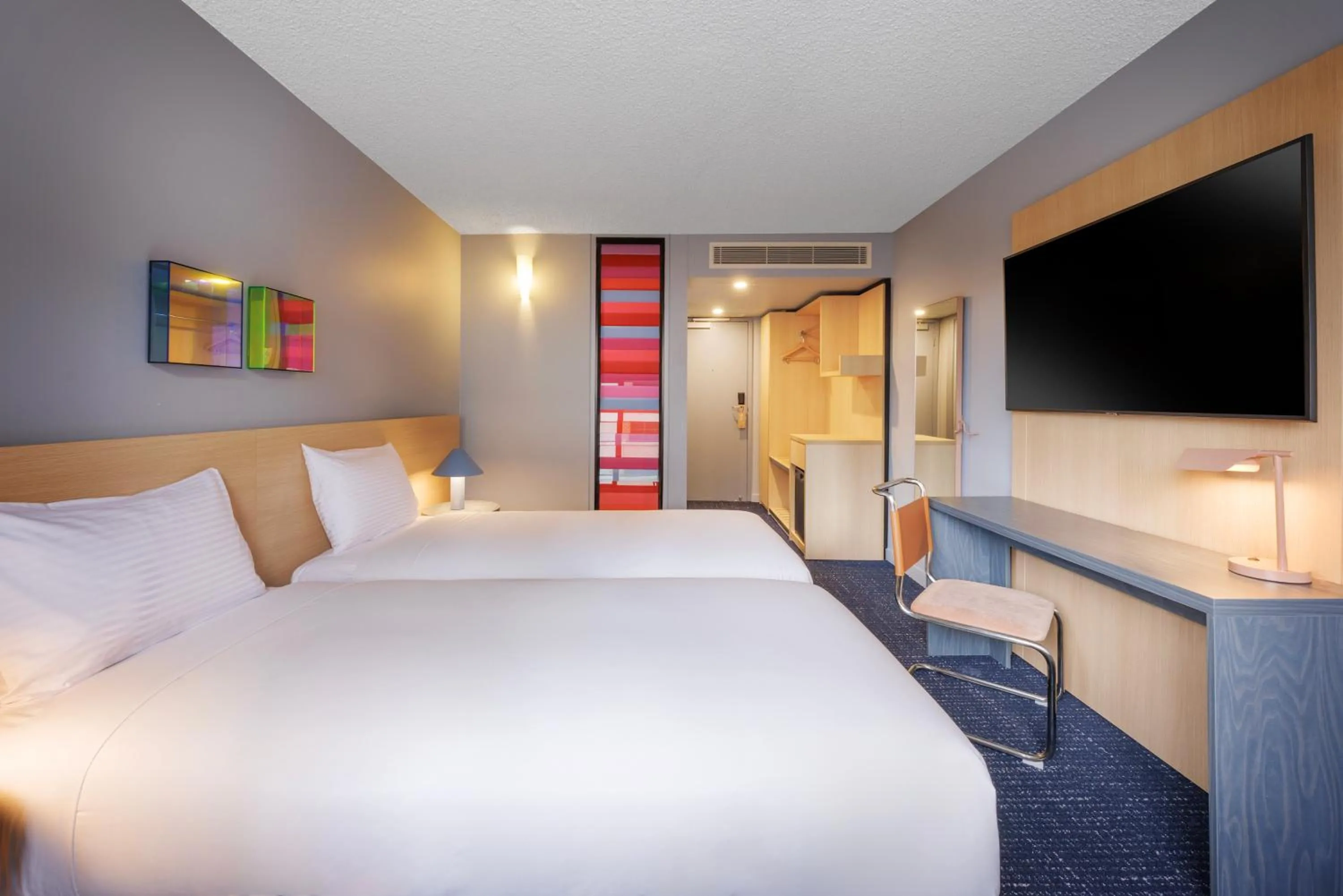 Bed in lyf on Elizabeth Melbourne