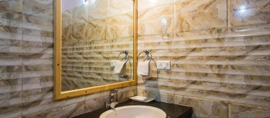 Village Live In Resort, Chail