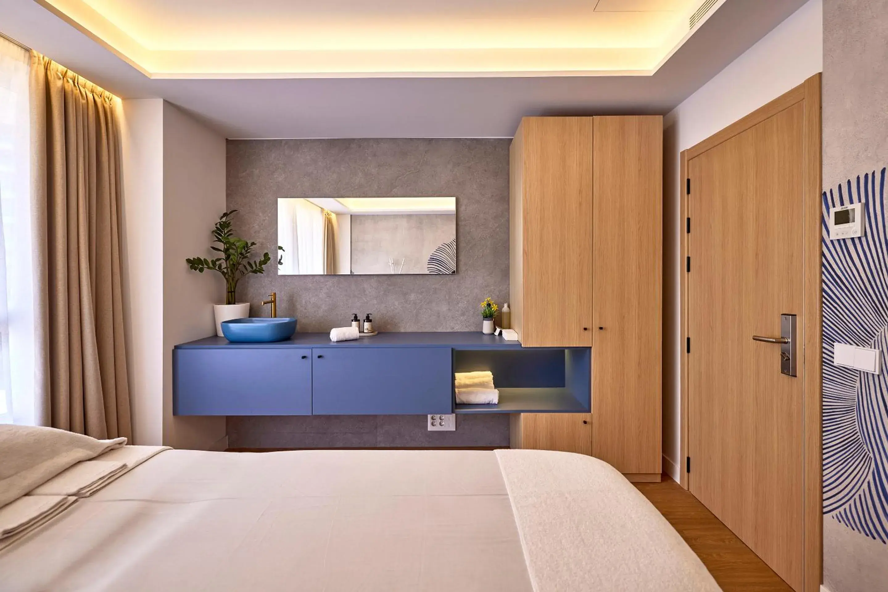 Massage, Bed in Universal Hotel Neptuno - Adults Only Massage, Bed in Universal Hotel Neptuno - Adults Only