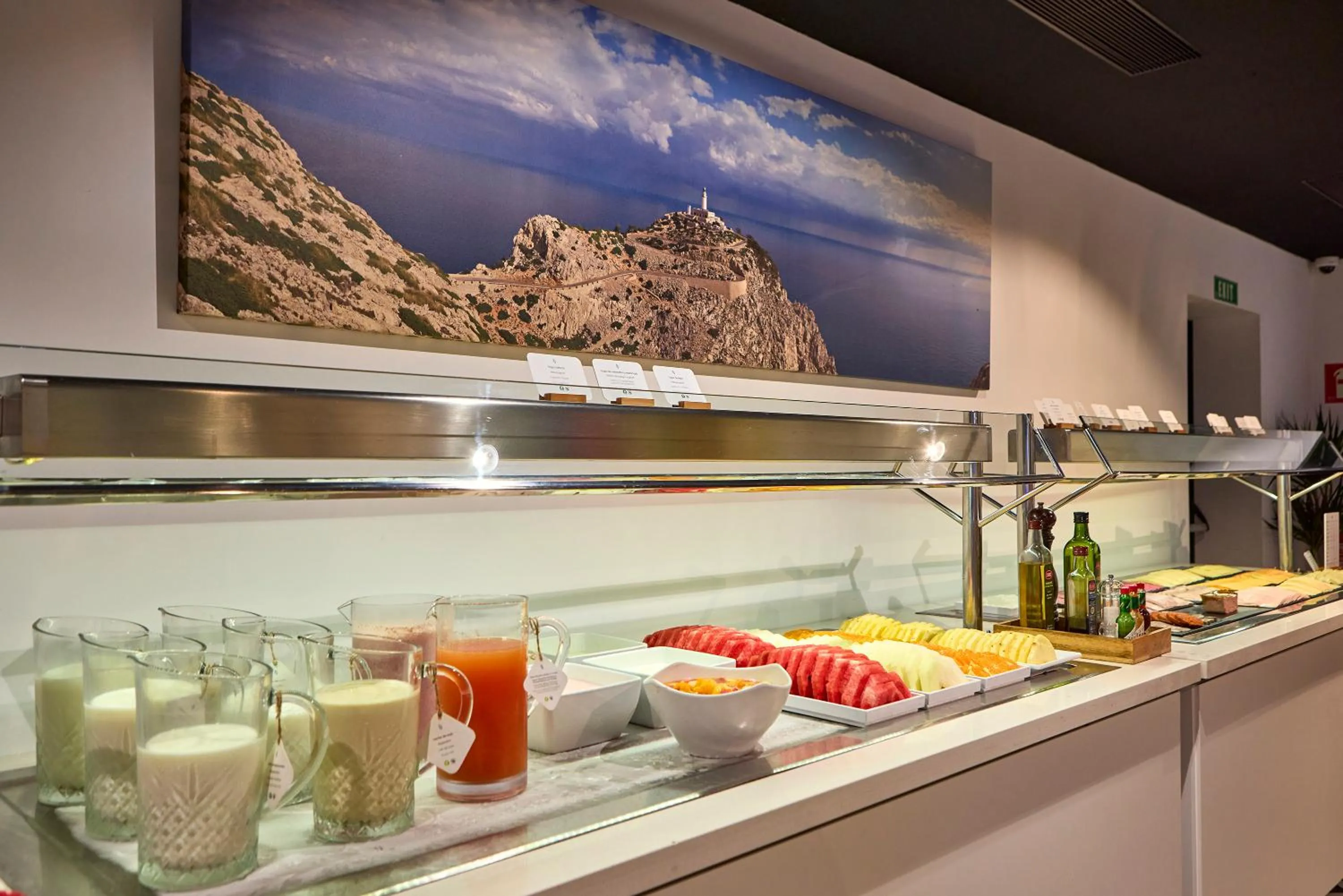 Breakfast in Universal Hotel Neptuno - Adults Only