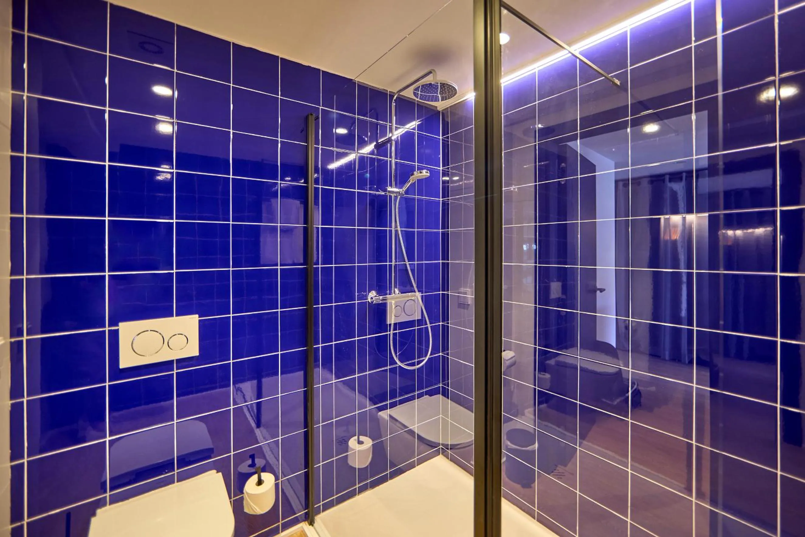 Bathroom in Universal Hotel Neptuno - Adults Only