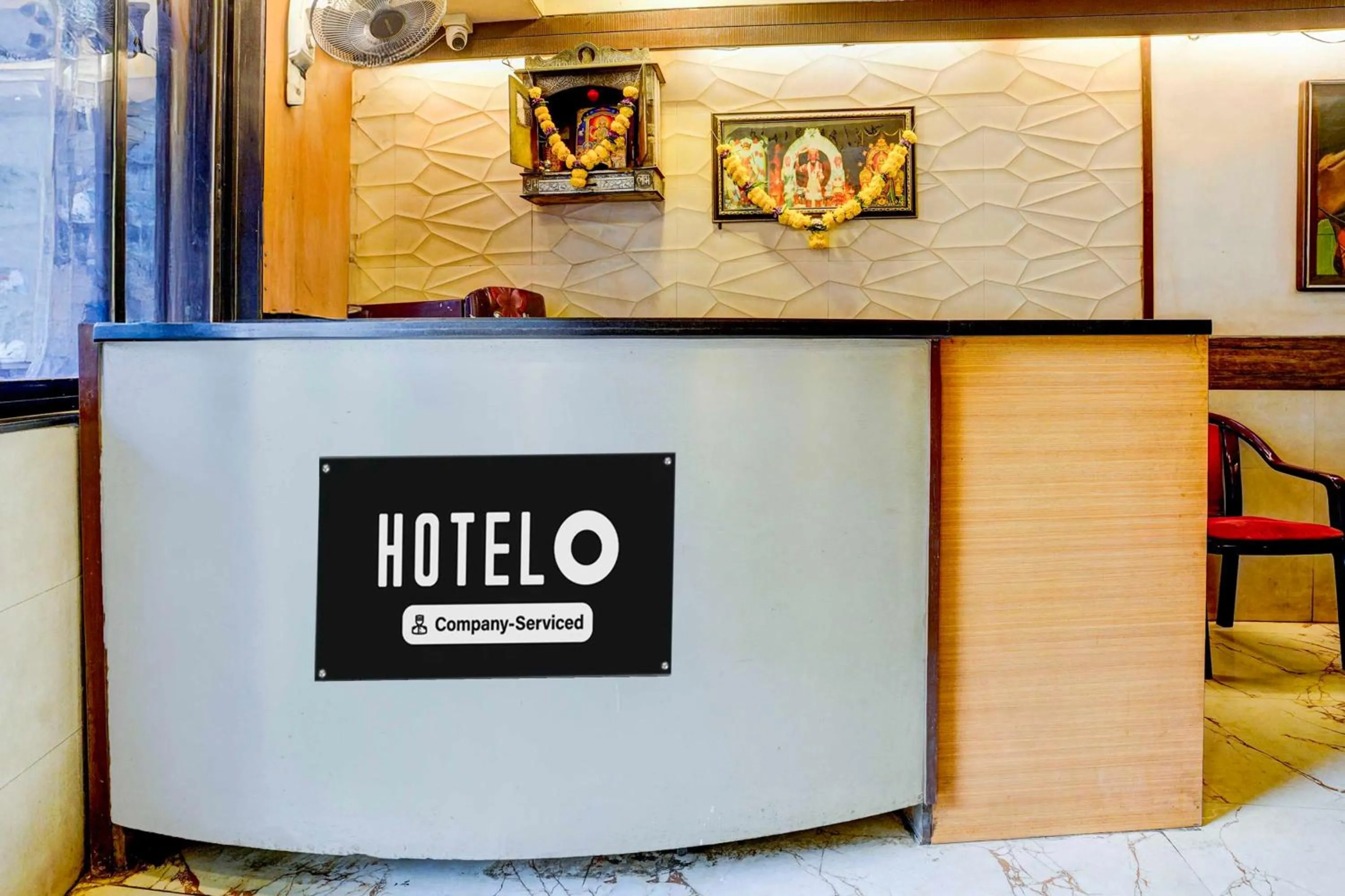 Lobby or reception in Hotel O Ulhasnagar Railway Station