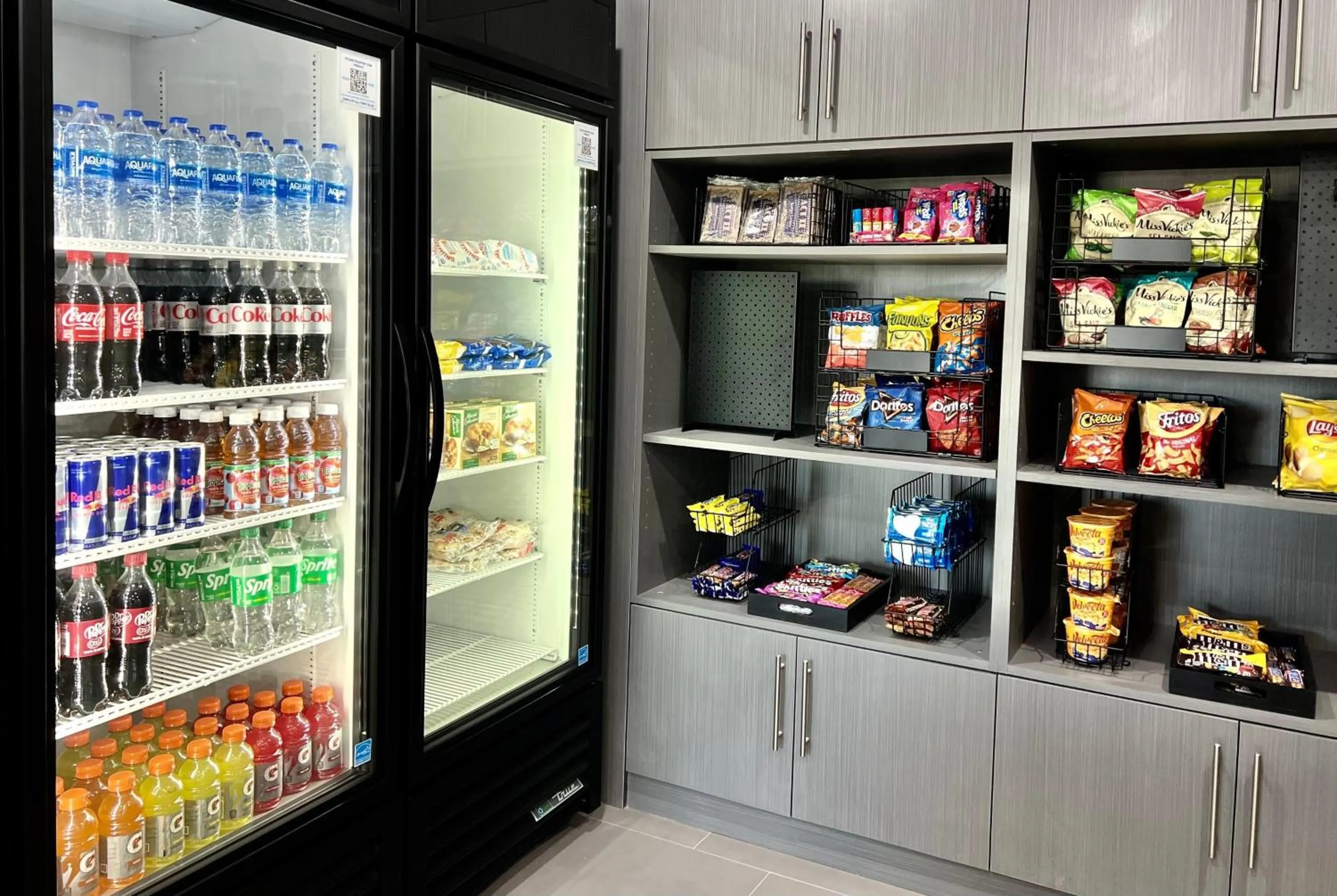 Food and drinks in Wingate by Wyndham Jackson