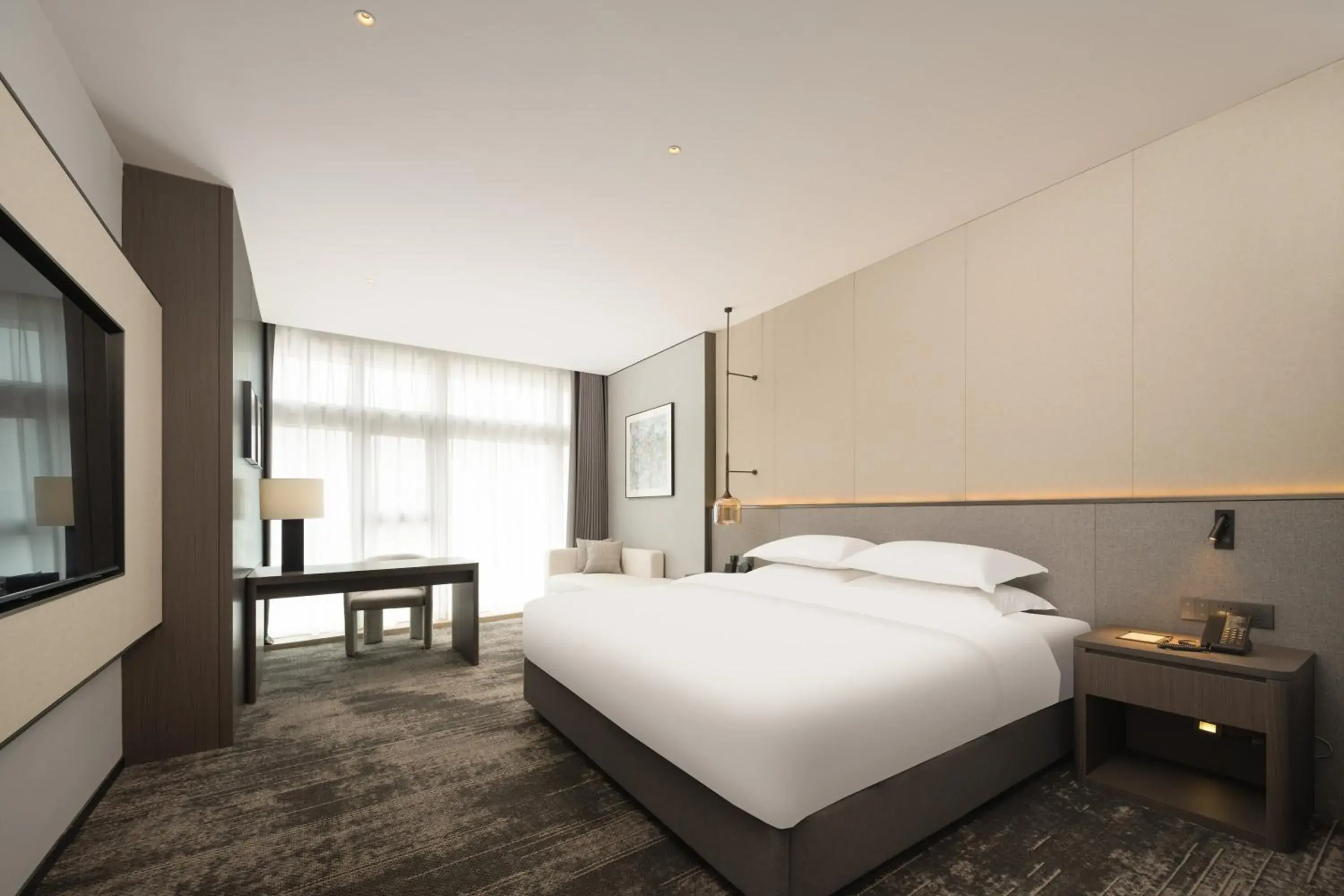 Executive King Room - Non-Smoking in Howard Johnson Liquor Capital Hotel Luzhou Executive King Room - Non-Smoking in Howard Johnson Liquor Capital Hotel Luzhou
