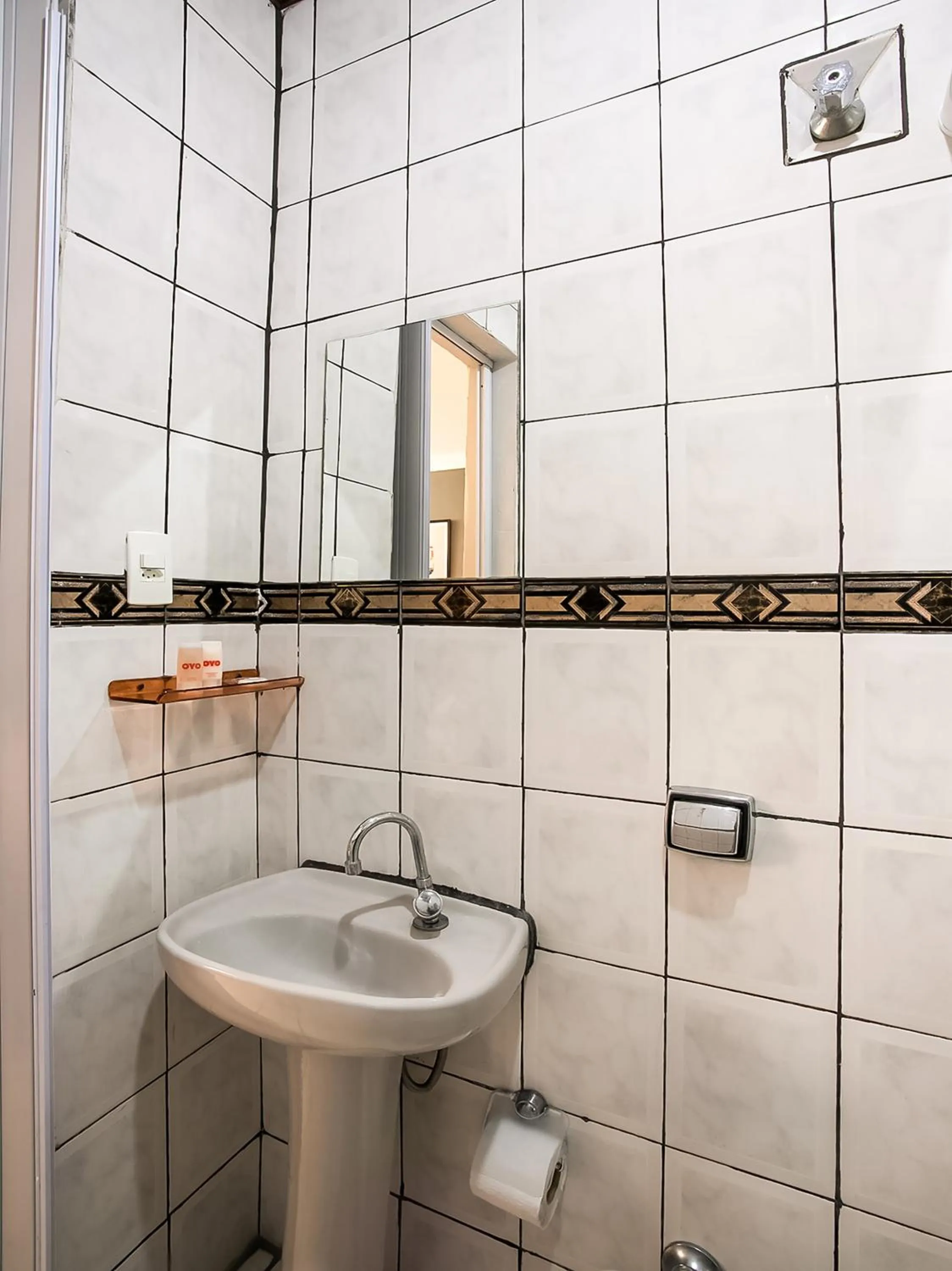 Bathroom in Belém Hotel