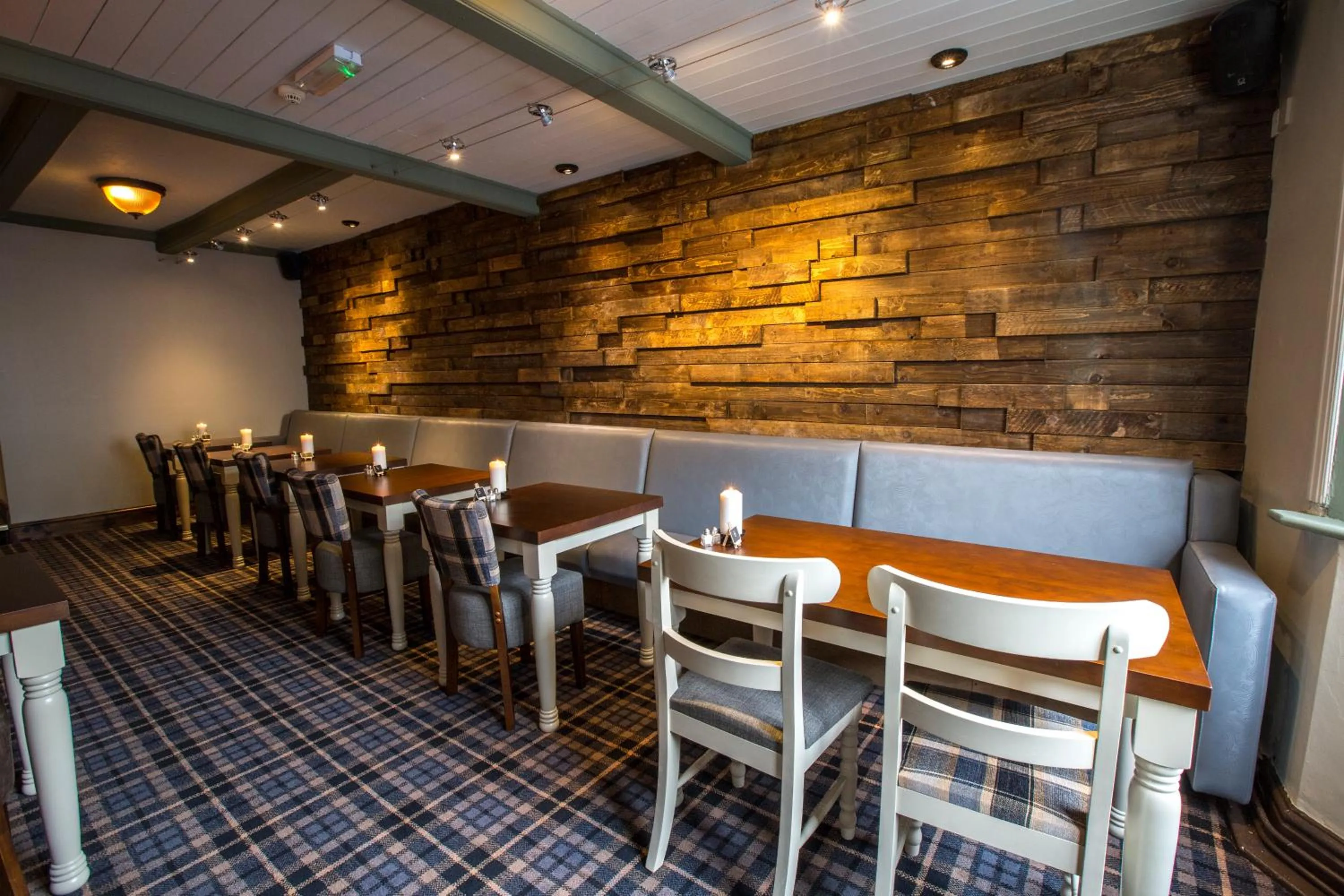 Restaurant/places to eat in The Sun Inn