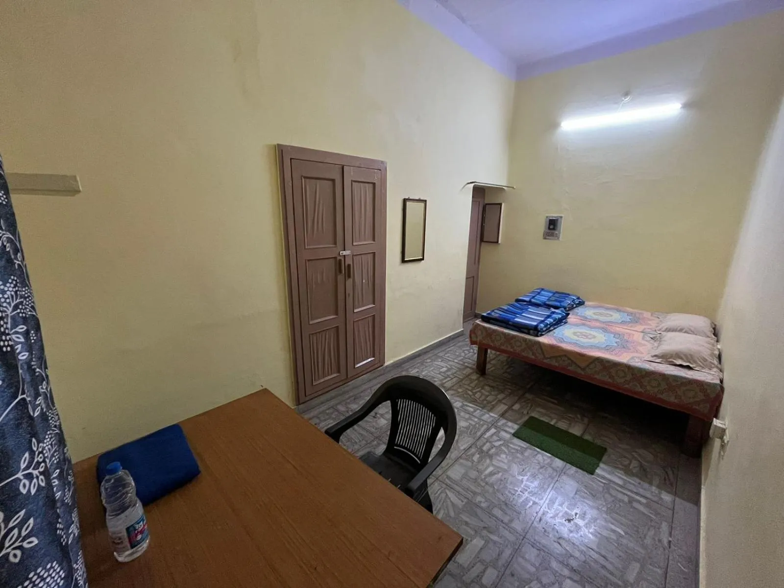 Bed in Vishwa Deva Homestay